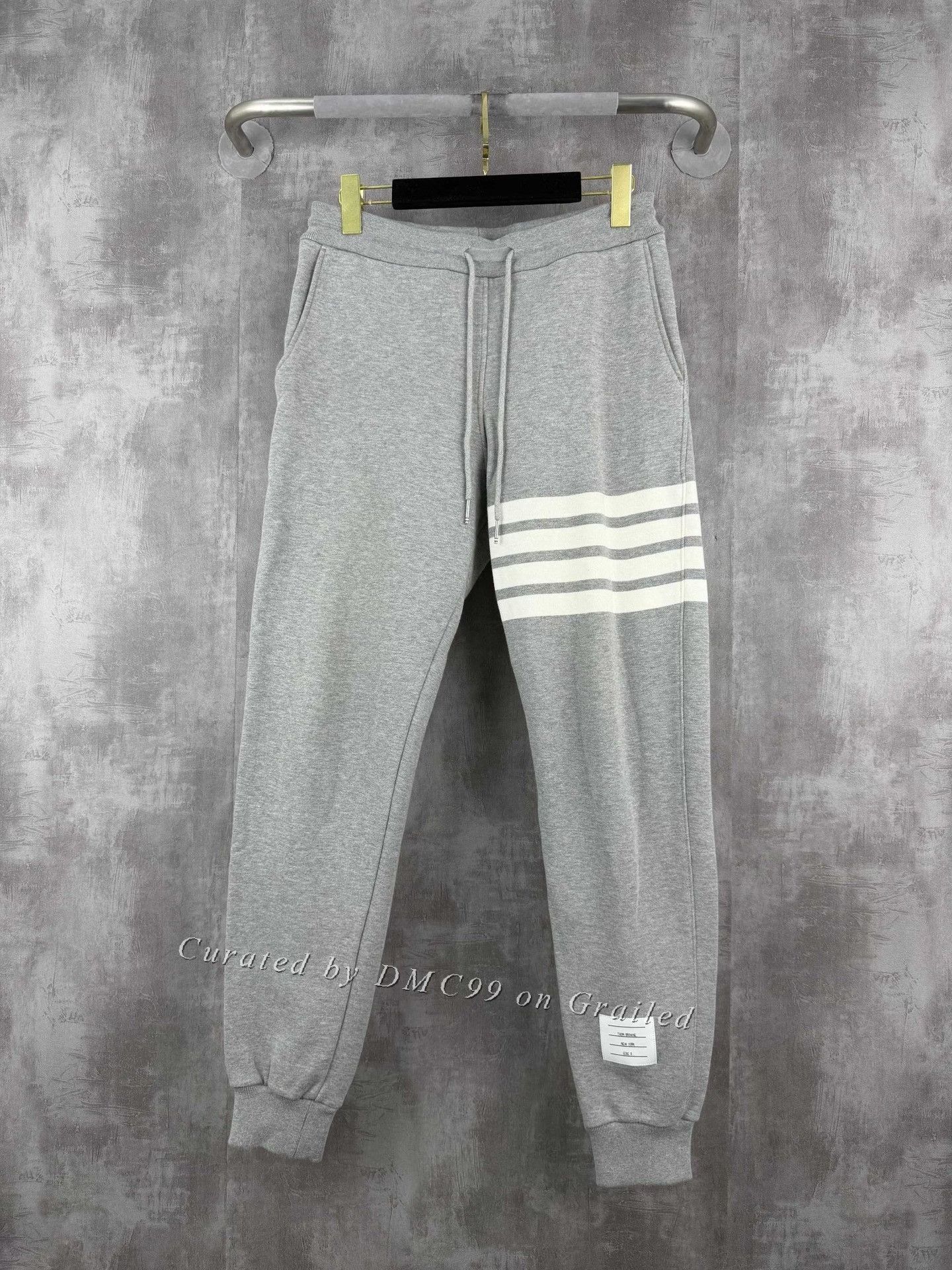 Thom Browne Thom Browne Classic 4-Bar Sweatpants Size US 26 / EU 42 - 1 Thumbnail