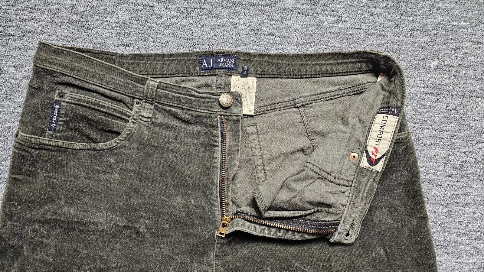 Armani Vintage Armani Corduroy Jeans L Comfort Fit Made in ITALY Size US 32 / EU 48 - 6 Thumbnail