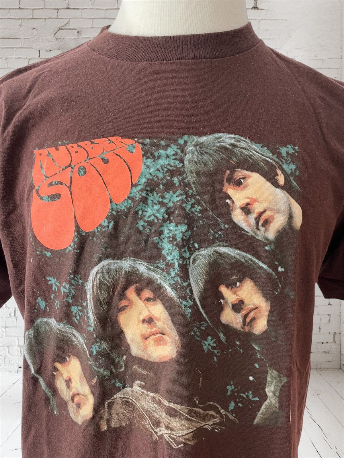 Vintage Vintage The Beatles Rubber Soul 1997 T-Shirt Size US L / EU 52-54 / 3 - 2 Thumbnail