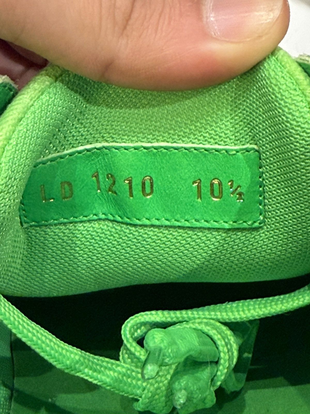 Louis Vuitton Louis Vuitton Tattoo Canvas Sneakers Low - Neon Green Size US 12 / EU 45 - 8 Thumbnail