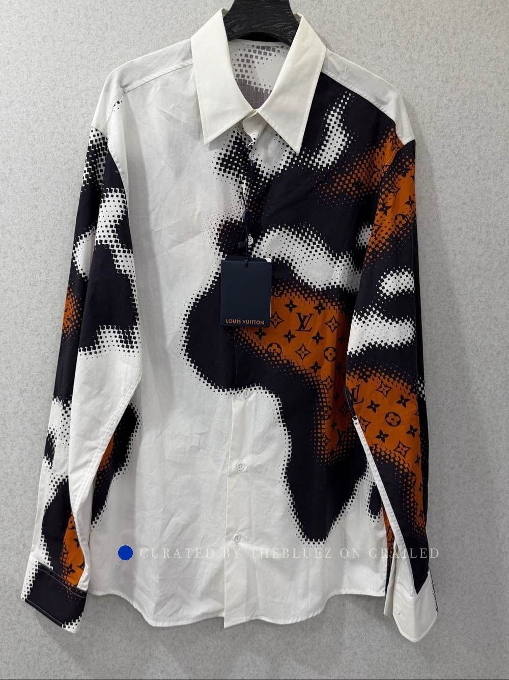 Louis Vuitton Monogram Print Button-Up Shirt in Multi Size US S / EU 44-46 / 1 - 1 Thumbnail