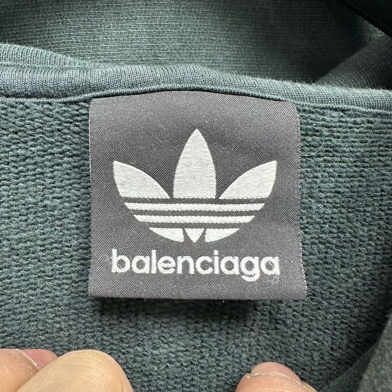 Balenciaga Balenciaga adidas Trefoil Logo Print Hooded Long Sleeve Sw Size US L / EU 52-54 / 3 - 3 Thumbnail