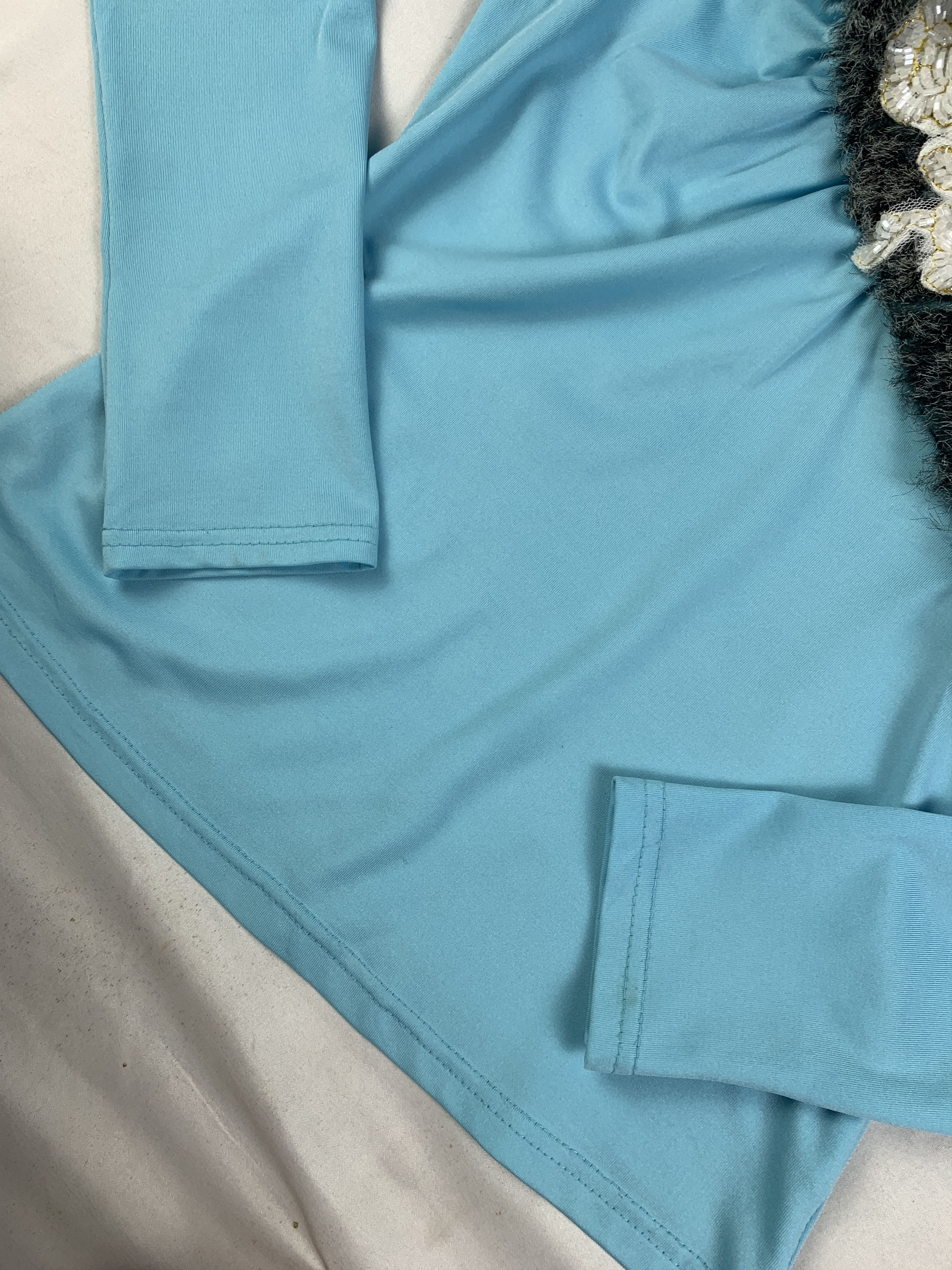 Japanese Brand Baby Blue Faux Fur Asymmetrical Elastane Top (S to M) Size S / US 4 / IT 40 - 7 Thumbnail