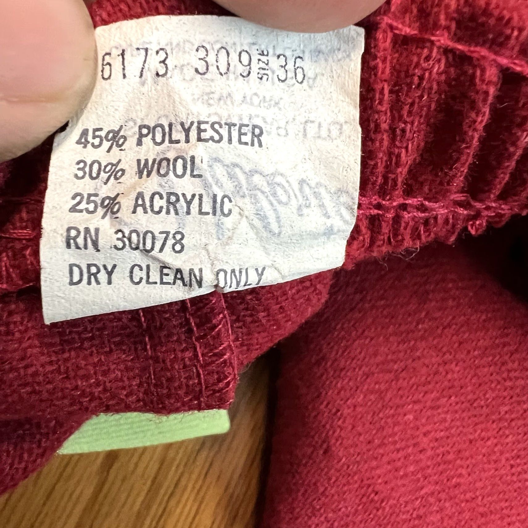 Vintage VINTAGE Valarie Wool Blend Pleated Skirt Women's Size 36 Knee Length Red 80s Pencil/Straight Womens Size 36 Red Vintage Skirt Size 25" / US 0 / IT 36 - 7 Thumbnail