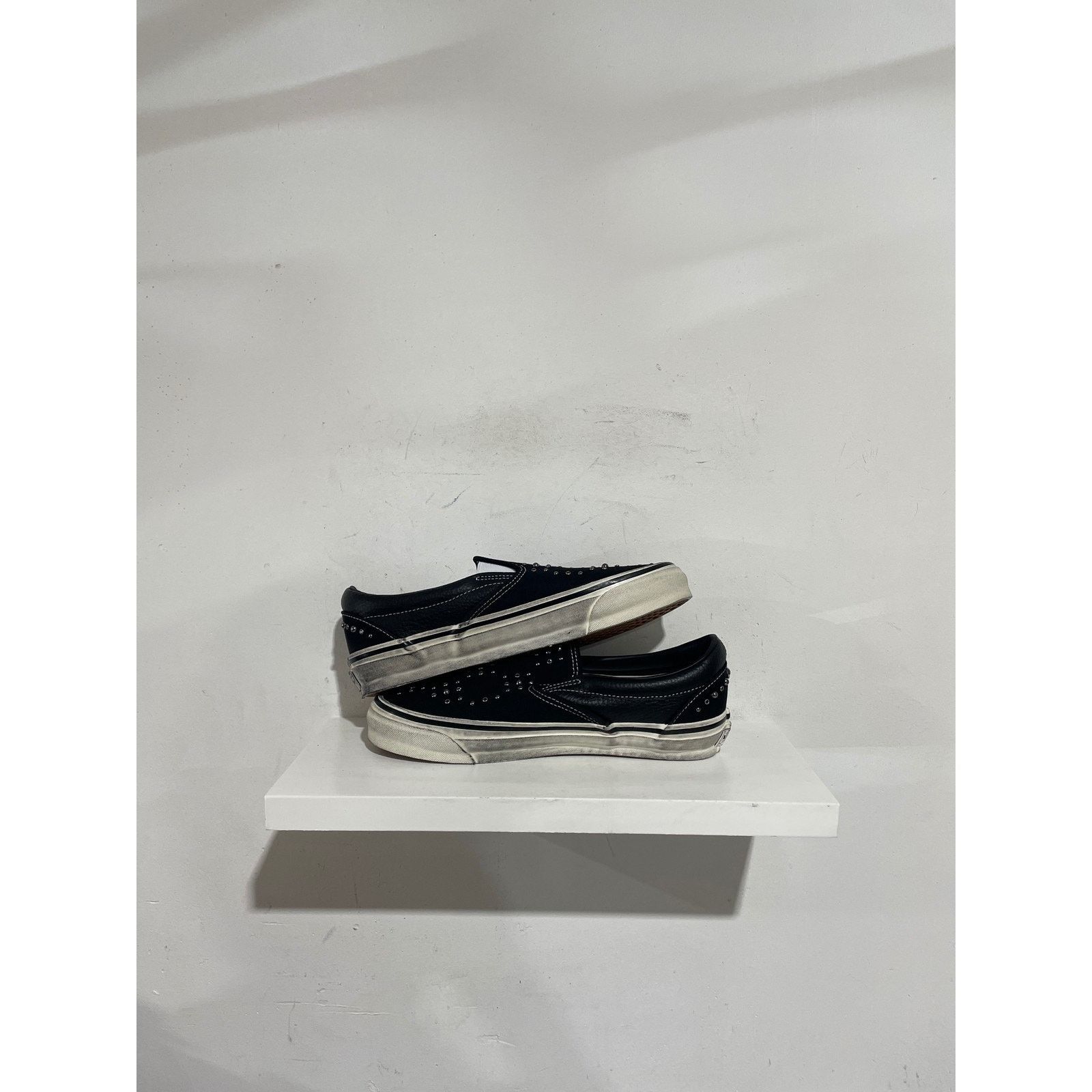 Vans VANS LX CLASSIC SLIP-ON 98 PEARLIZED BLACKOUT SIZE 9.5 NEW Size US 9.5 / EU 42-43 - 2 Thumbnail