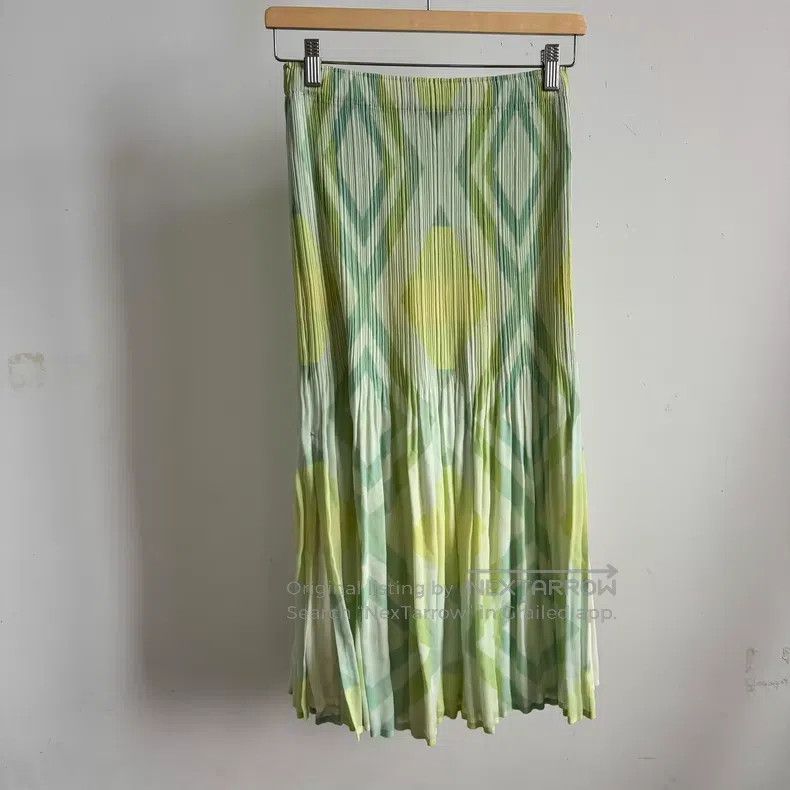 Issey Miyake Issey Miyake Green Midi Skirt Size 25" / US 0 / IT 36 - 2 Thumbnail