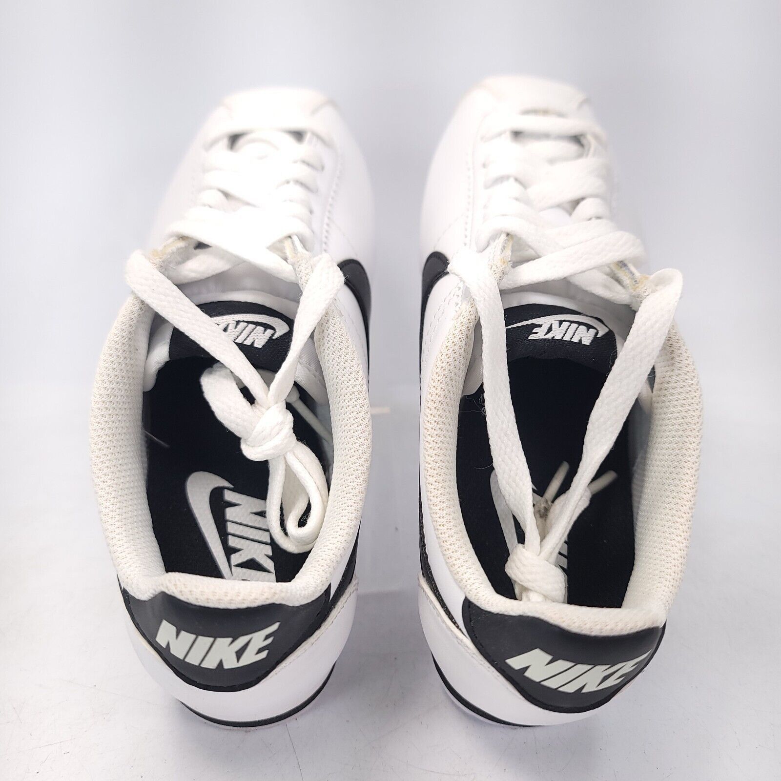 Nike Nike Classic Cortez Shoe Women Size 5 807471-101 White Black Size US 5 / IT 35 - 4 Thumbnail