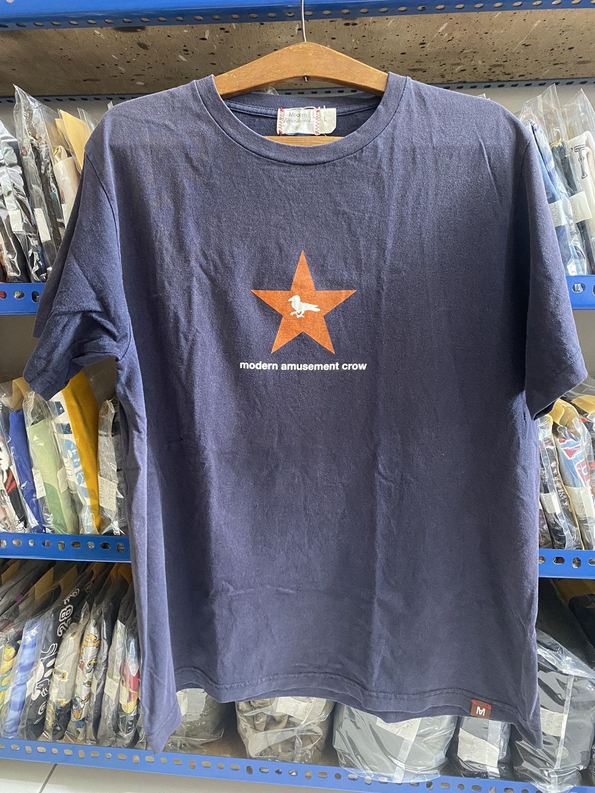 Edition Japan MODERN AMUSEMENT TSHIRT Size US L / EU 52-54 / 3 - 1 Thumbnail