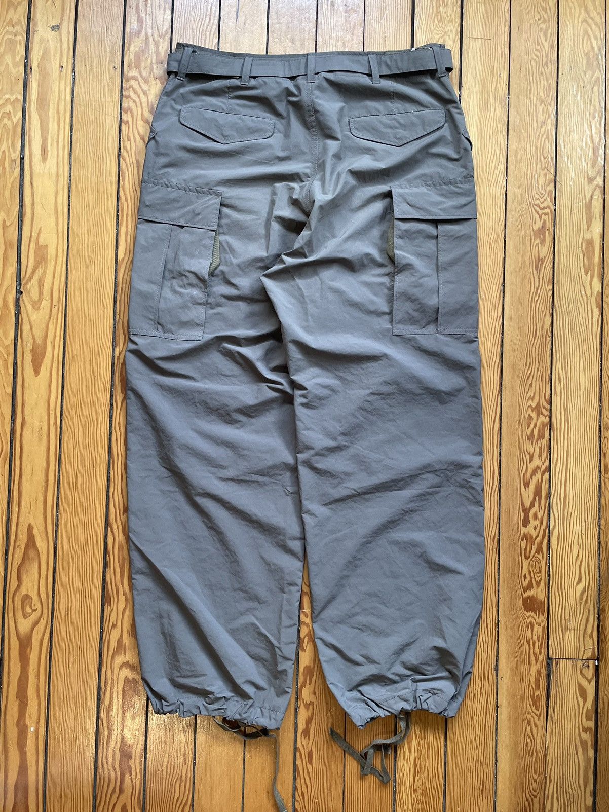Sacai SACAI Taupe Matte Cargo Pants, Size 3, Grey,Adjustable waist Size US 34 / EU 50 - 11 Thumbnail