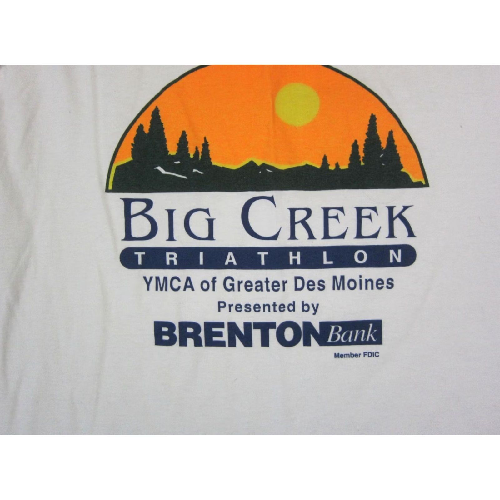 Fruit Of The Loom VINTAGE Fruit of the Loom Shirt Mens XL White 90s City Classic Logo T-Shirt Size US XL / EU 56 / 4 - 2 Thumbnail