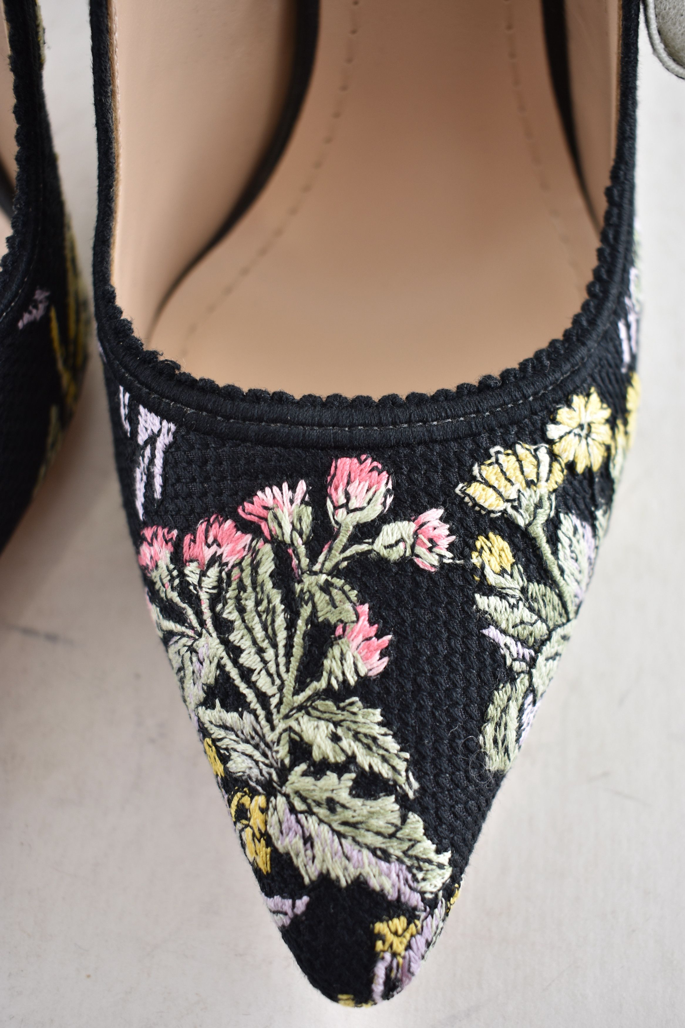 Dior Dior J'adior Chardons Floral Slingback Pump Sandal Heel 38 Size US 8 / IT 38 - 10 Thumbnail