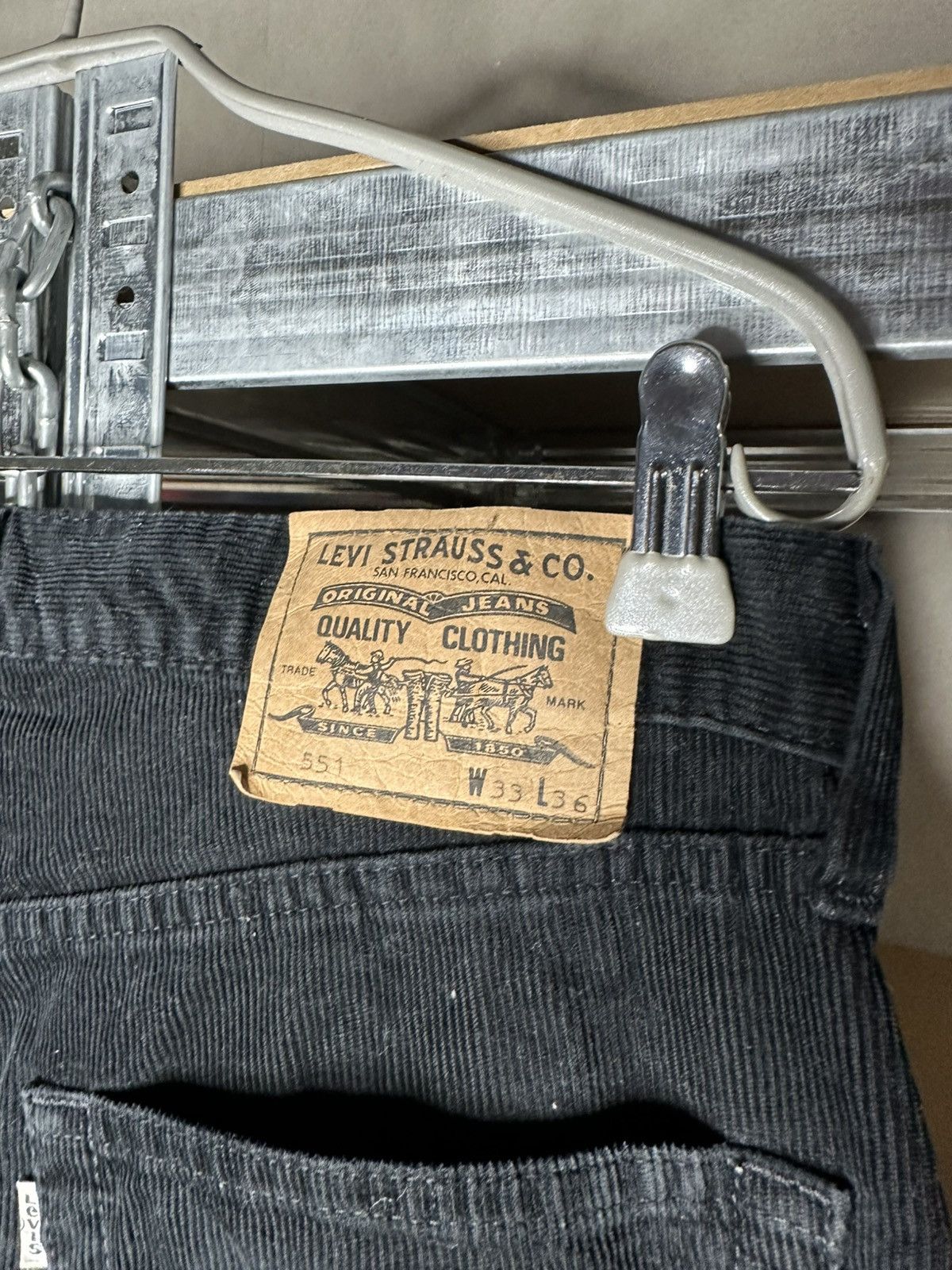 Levi's 33/36 Levi’s Black Y2K Vintage Cowboy Corduroy Velvet Pants Size US 33 - 4 Thumbnail