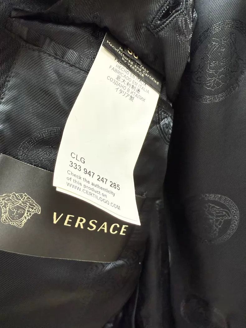 Versace Versace Main line leather accessories dark pattern casual Size 54R - 7 Thumbnail