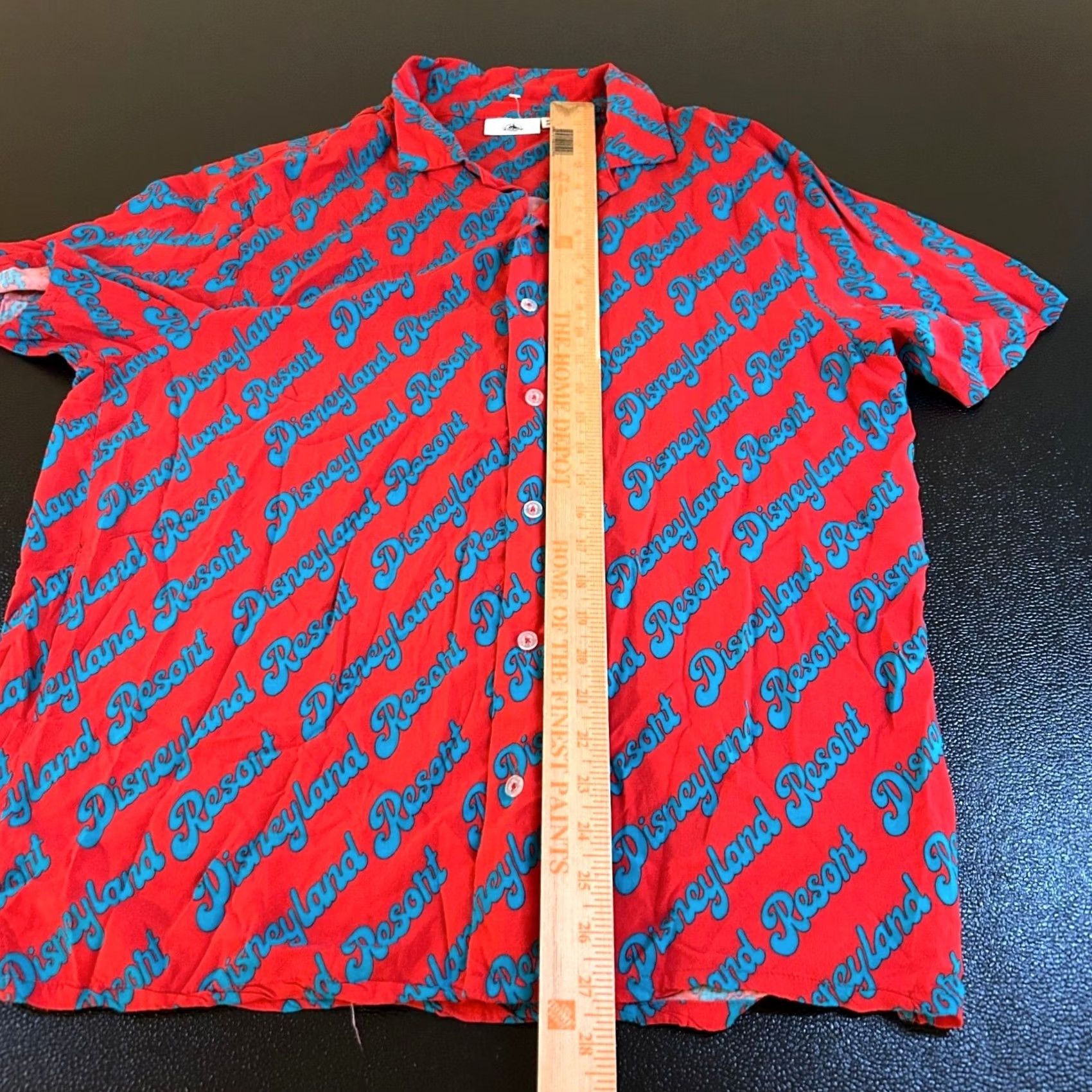 Disney Disney Parks Disneyland Resort Shirt Mens Large Red Blue Rayon Button Up Size US L / EU 52-54 / 3 - 7 Thumbnail