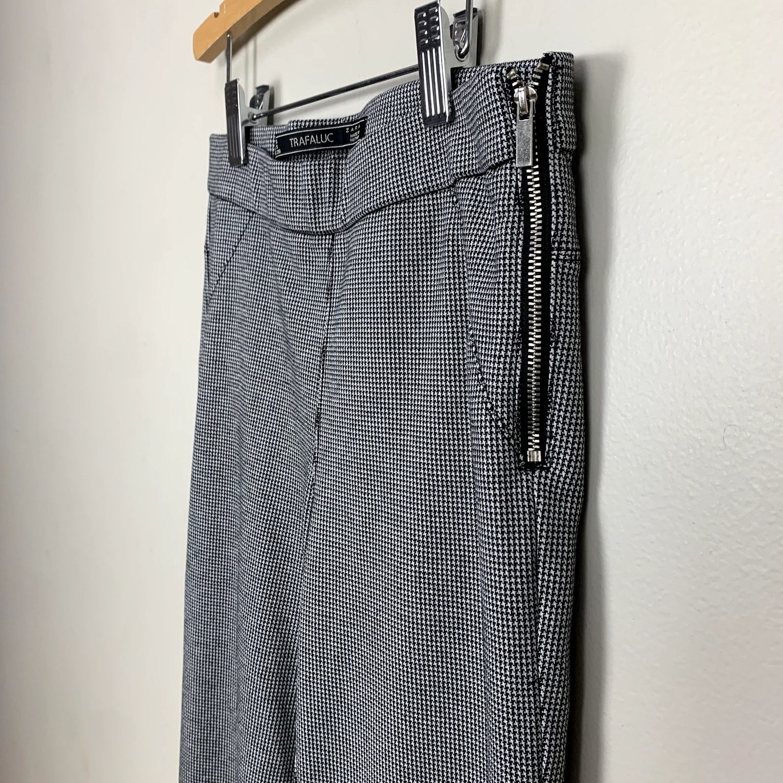 Zara Zara Black White Houndstooth Ponte Knit Ankle Flare Pants S Size 27" / US 4 / IT 40 - 4 Thumbnail