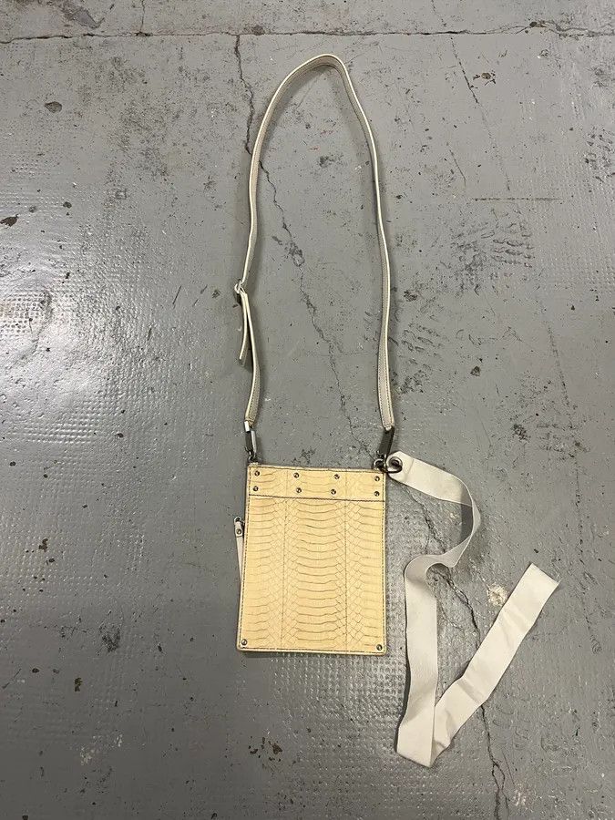 Rick Owens SS2020 Rick Owens Tecuatl Python Leather Creamy White Shoulder Bag Size ONE SIZE - 7 Thumbnail