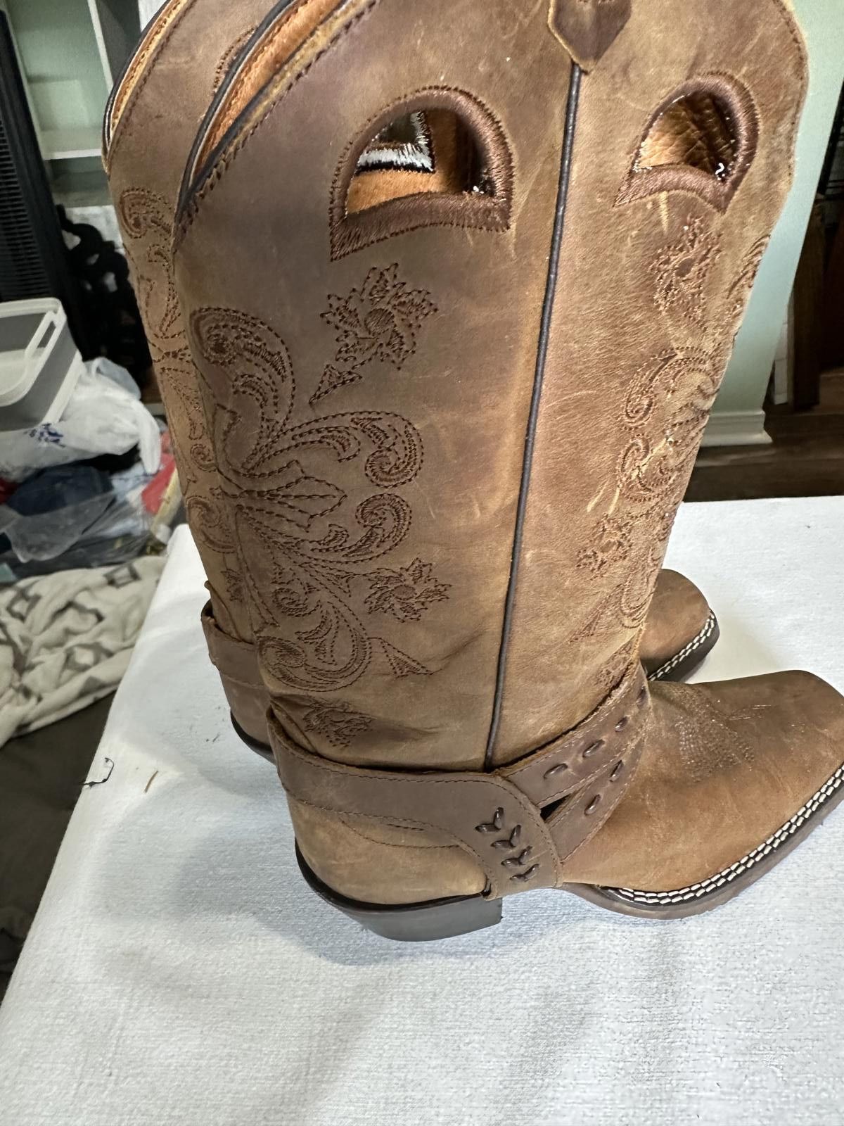 Designer Brown Leather Cowboy Boots with Intricate Embroidery Size US 7.5 / IT 37.5 - 7 Thumbnail