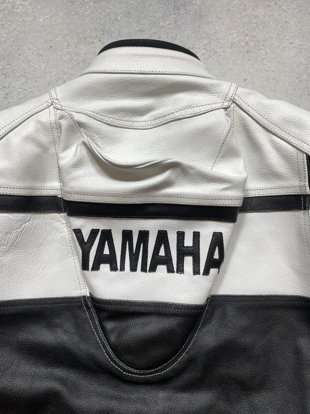 Yamaha Michelin/Dunlop/ Yamaha Leather Moto Racing Jacket #46 Size US XL / EU 56 / 4 - 13 Thumbnail