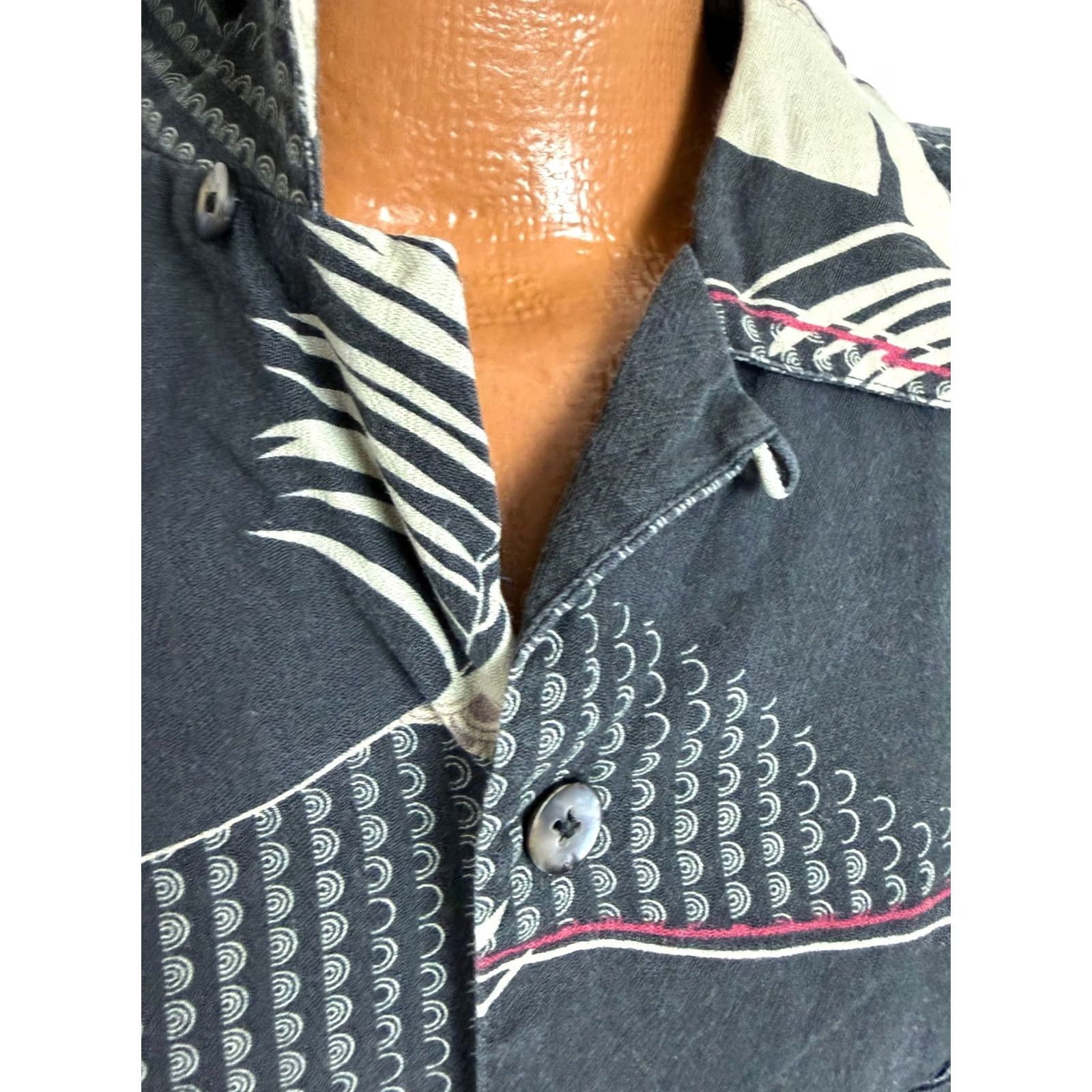 MCM VINTAGE Aureus Shirt Men L Geometric Hawaiian 90s Silk Cotton Button-Up (MCM, Tiki) Black Short Sleeve” Size US L / EU 52-54 / 3 - 4 Thumbnail