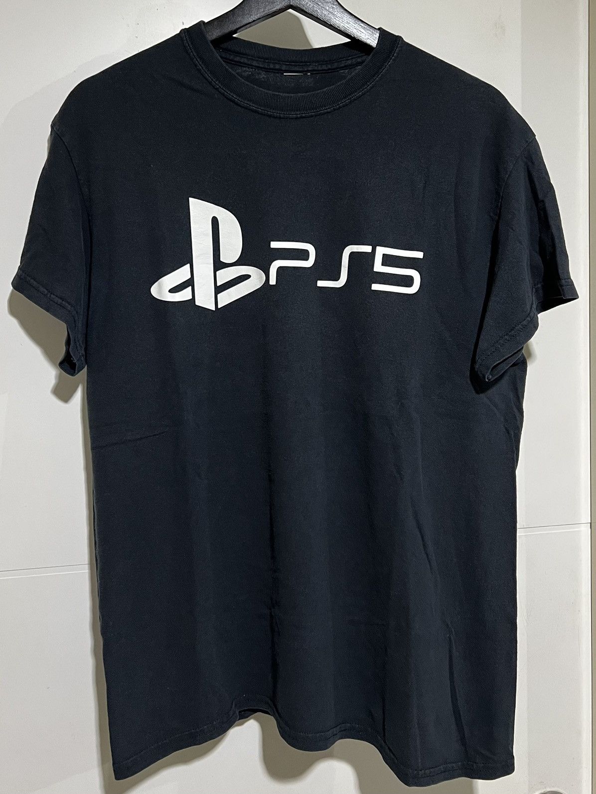The Game Playstation 5 Promo T-Shirt Size US M / EU 48-50 / 2 - 1 Thumbnail