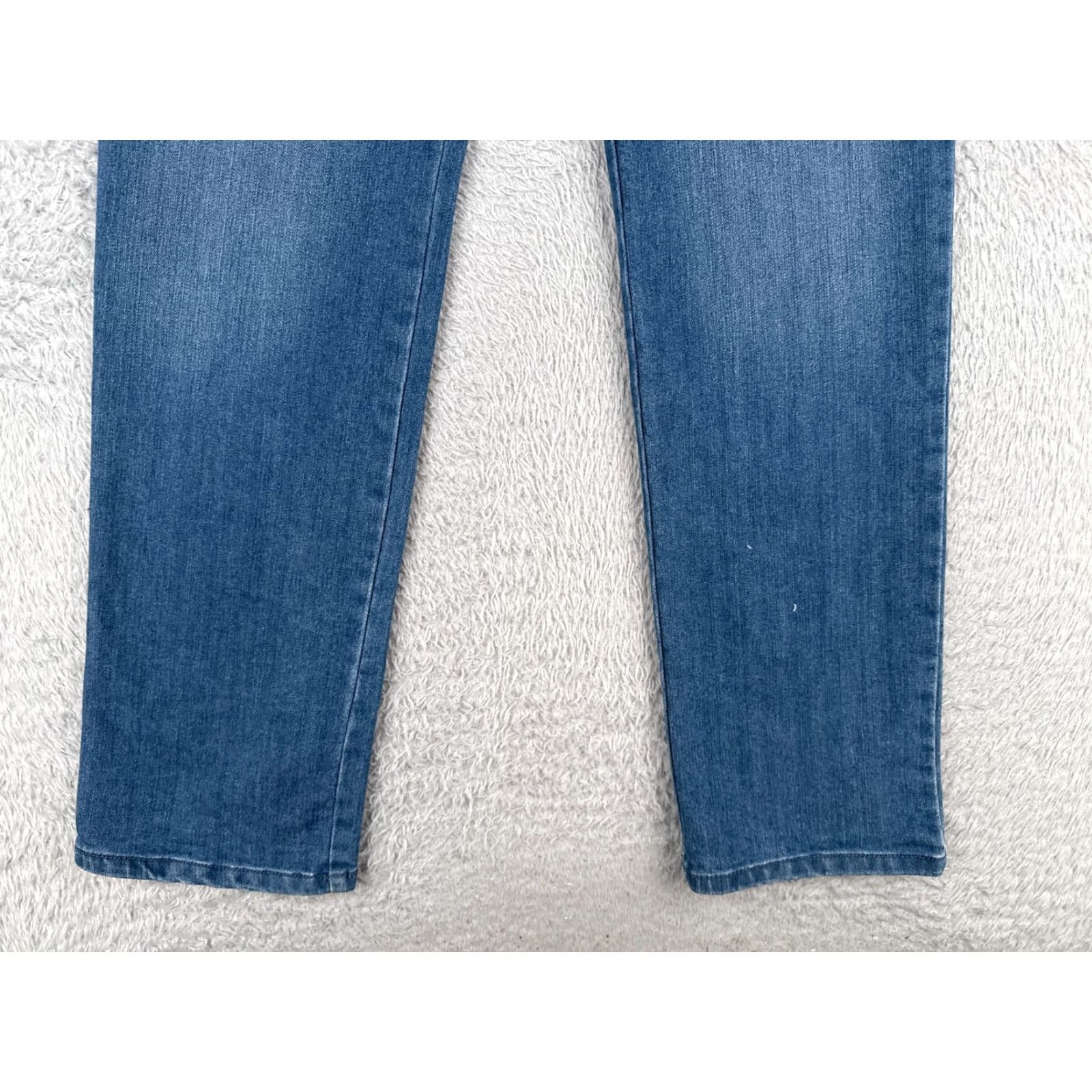 Gloria Vanderbilt Gloria Vanderbilt Jeans Womens 6 Blue Denim Amanda Straight Leg High Rise 28x31 Size 28" / US 6 / IT 42 - 2 Thumbnail