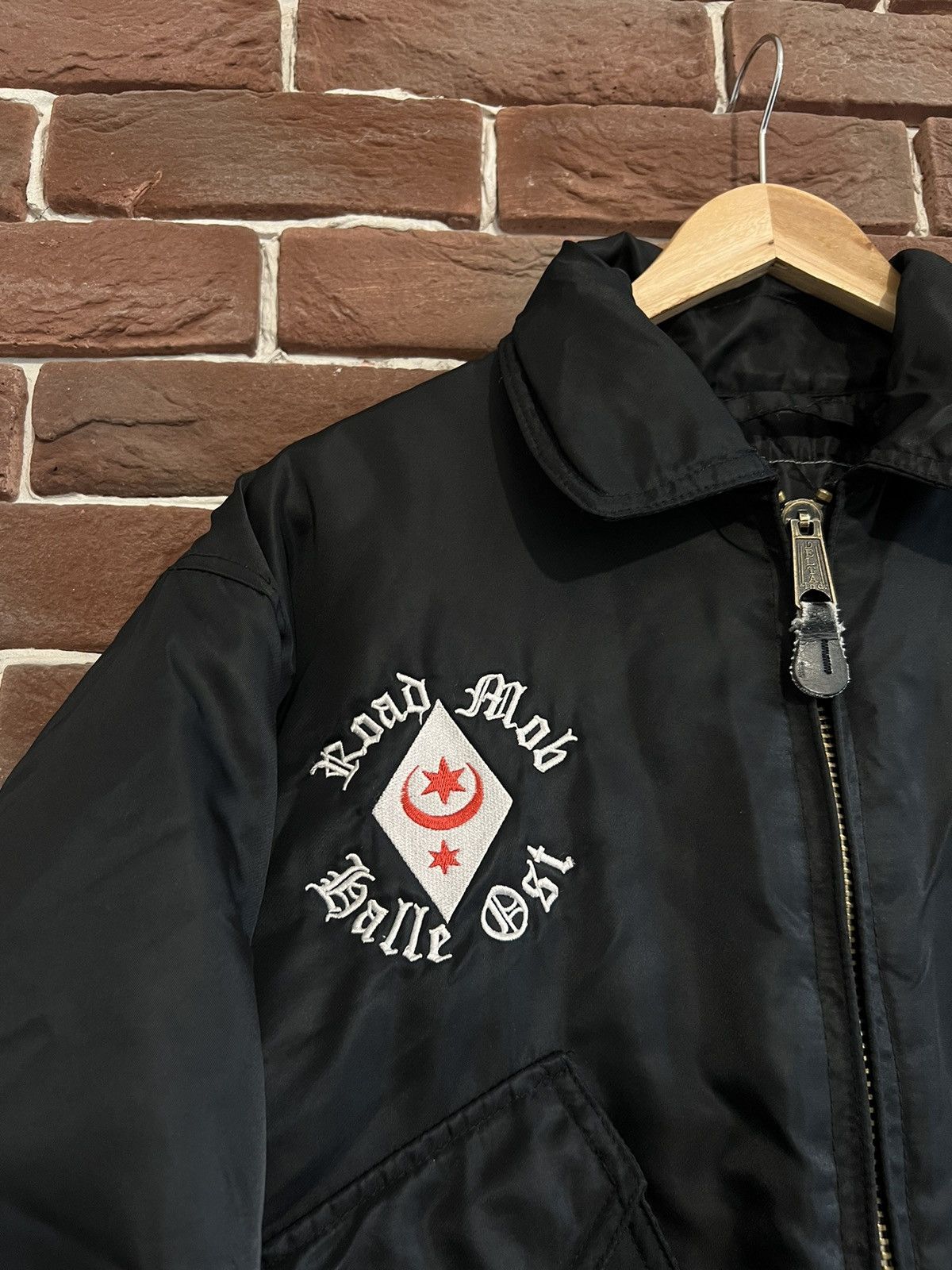 Vintage Ma1 Flyer Black Vintage Nylon Bomber Jacket BoxyFit Oversize Size US XL / EU 56 / 4 - 3 Thumbnail