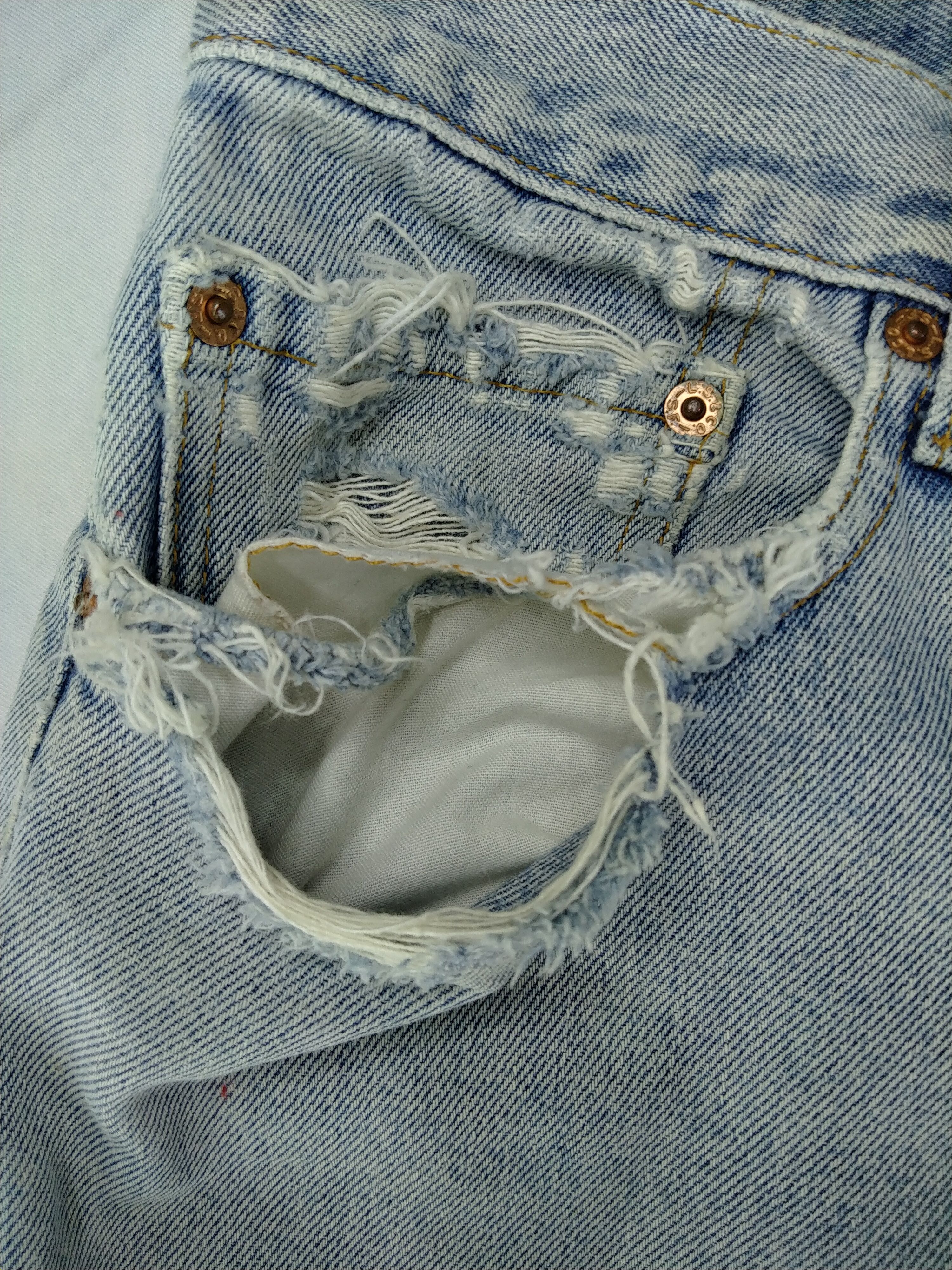 Japanese Brand Light Wash Vintage Levi's 505 Jeans 33x30 Denim -JN1061 Size US 33 - 9 Thumbnail