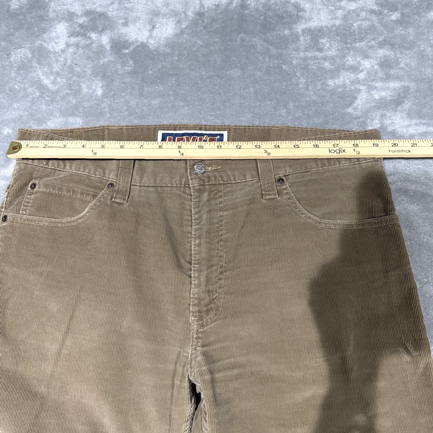 Levi's Levi's 549 Pants Men's 38x30 Brown Corduroy Jeans Straight leg Low Loose Mid Rise 5-Pocket Zip Wash Cotton Regular Inseam 30" (All Seasons) Mens Size US 38 / EU 54 - 4 Thumbnail