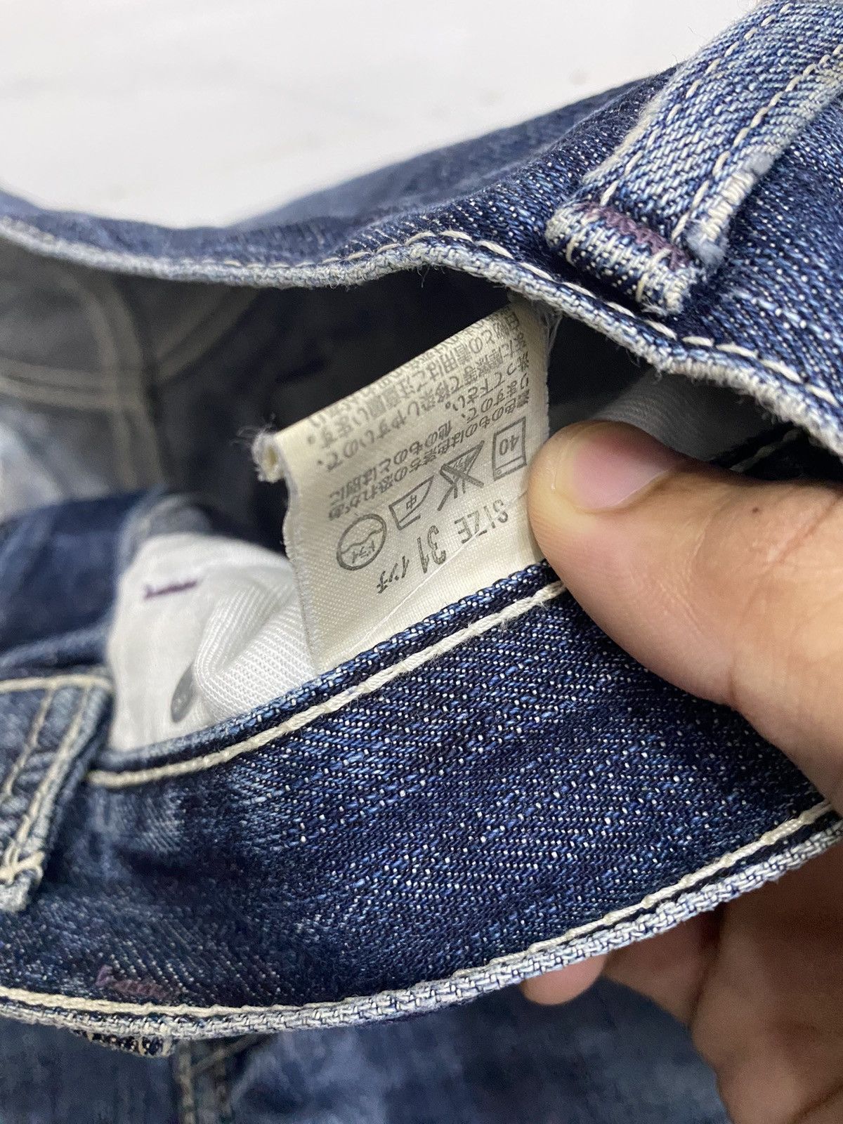 Levi's VINTAGE LEVIS 503 DISTRESSED BAGGY DENIM JEANS Size US 31 - 10 Thumbnail