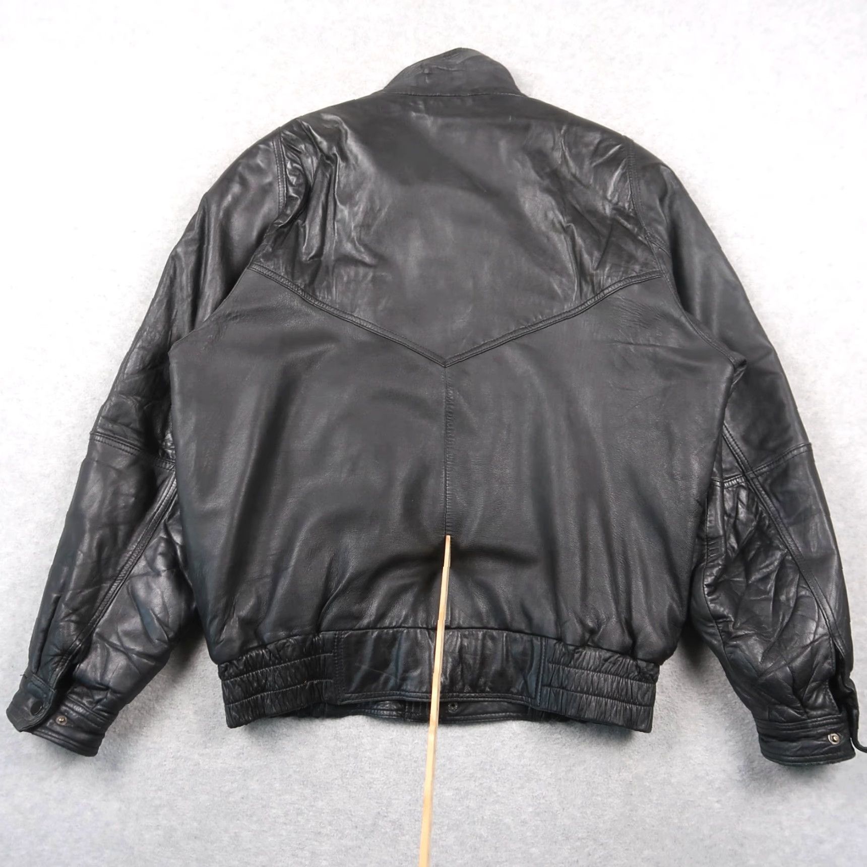 Vintage VINTAGE Paramount Pictures Embroidered Leather Jacket Size L Men Bonded Bomber Jacket Black 90s Size US L / EU 52-54 / 3 - 2 Thumbnail