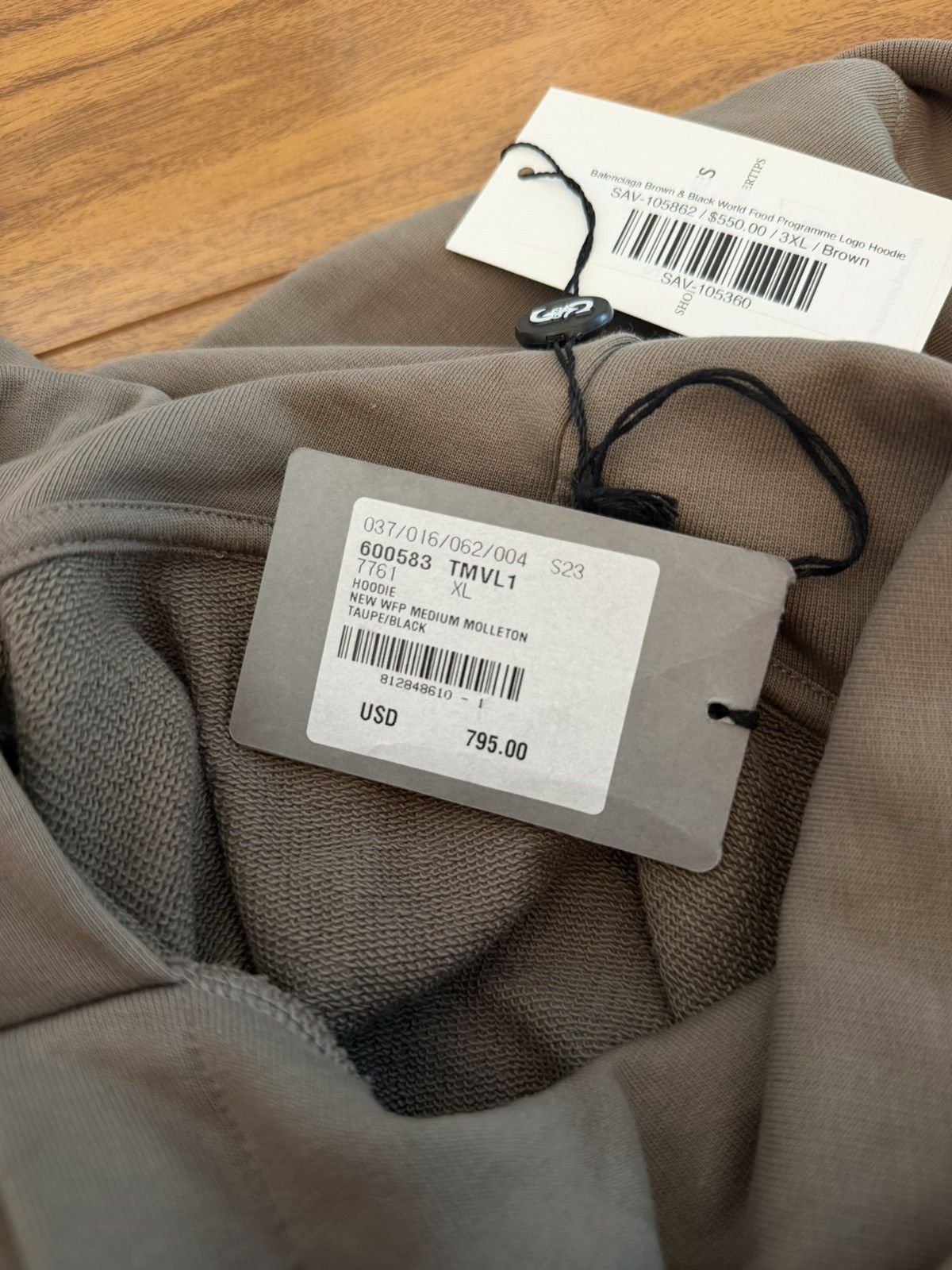 Balenciaga Balenciaga World Food Programme Size US XL / EU 56 / 4 - 6 Thumbnail