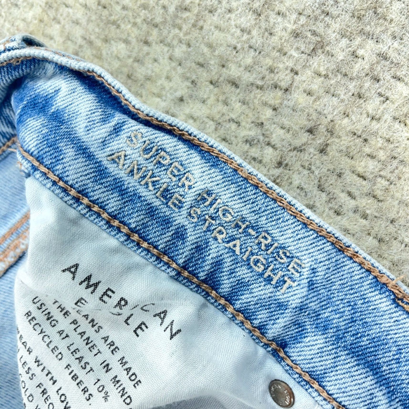 American Eagle Outfitters American Eagle Outfitters Jeans Women 6 High Rise Ankle Light Blue Distressed 5-Pocket Denim Jeans Womens Size 6 Regular 28in Inseam Size 28" / US 6 / IT 42 - 4 Thumbnail