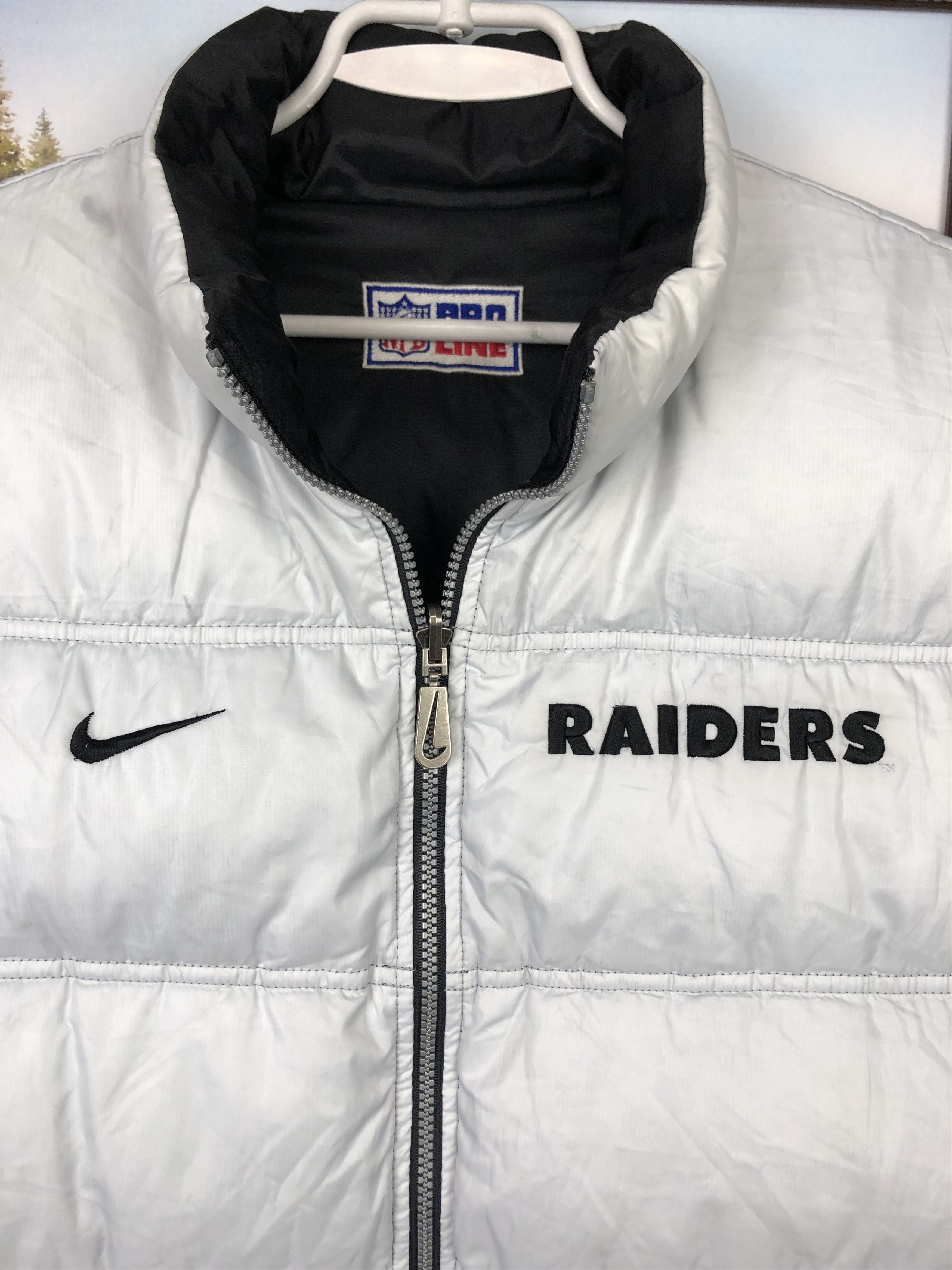 Nike Vintage Pro Line Nike Oakland Raiders Puffer Vest Two Sided Size US L / EU 52-54 / 3 - 12 Thumbnail