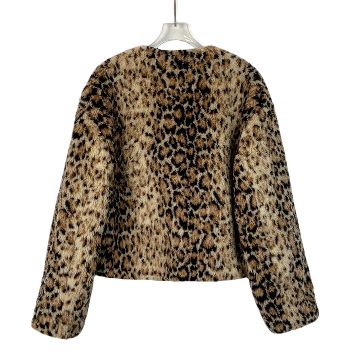Celine Celine Leopard Print Faux Fur Jacket With Gold Button Closur Size XXS / US 00 / IT 34 - 2 Thumbnail