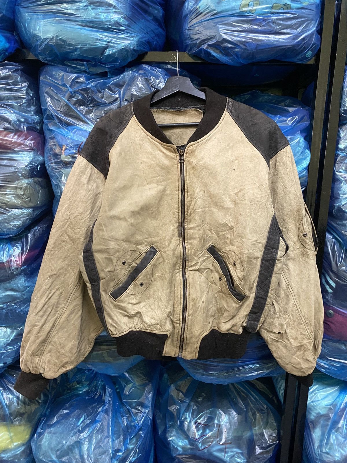 Other Mike Kurtis Paris Two-Tone Leather Bomber Jacket Distressed Size US L / EU 52-54 / 3 - 1 Thumbnail