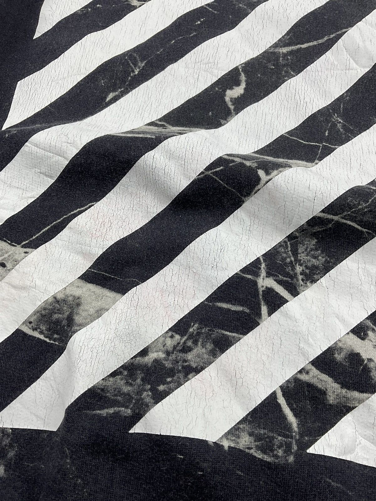 Off White Caravaggio Marble Sweatshirt