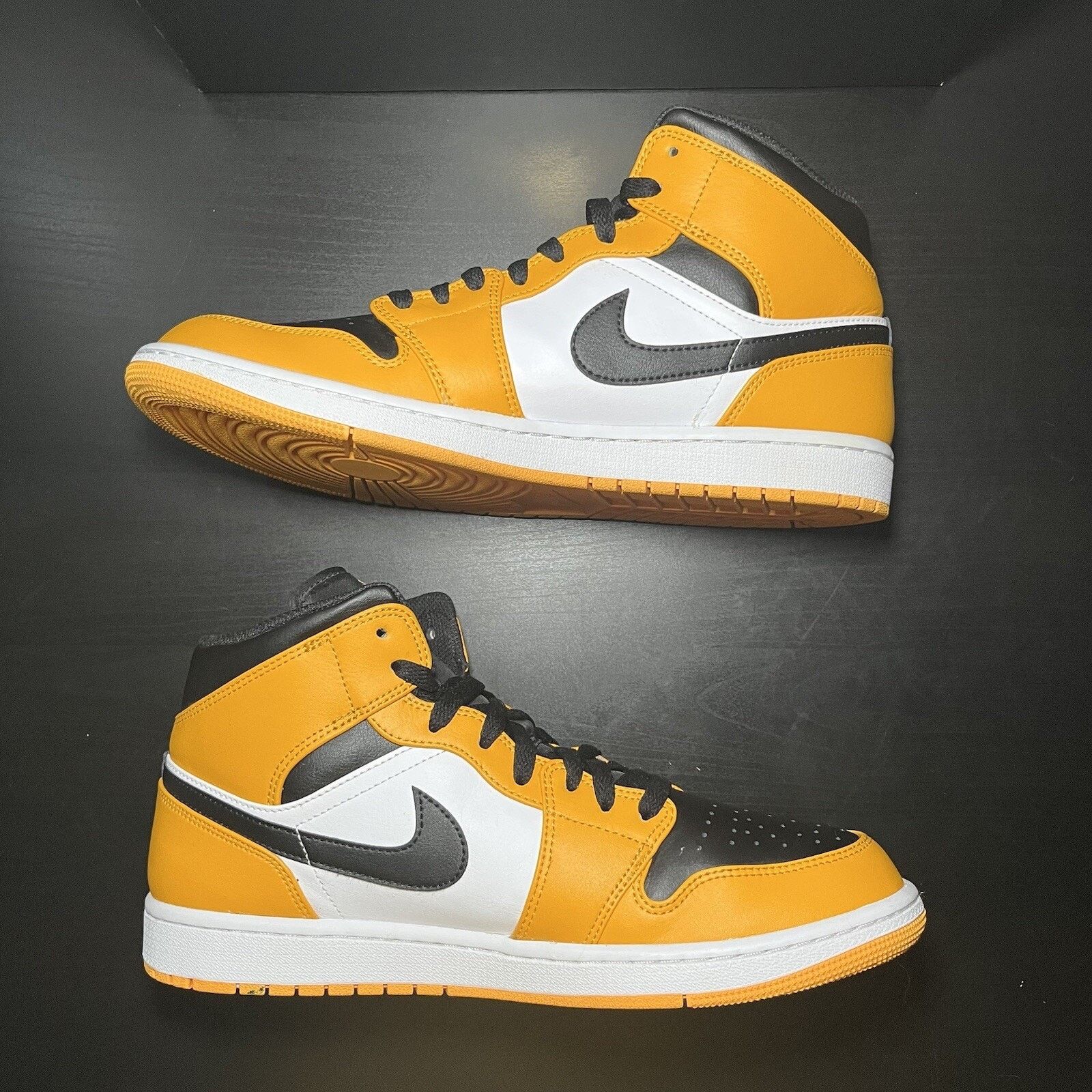 Nike Size 11 - Jordan 1 Mid Taxi 2022 Size US 11 / EU 44 - 5 Thumbnail