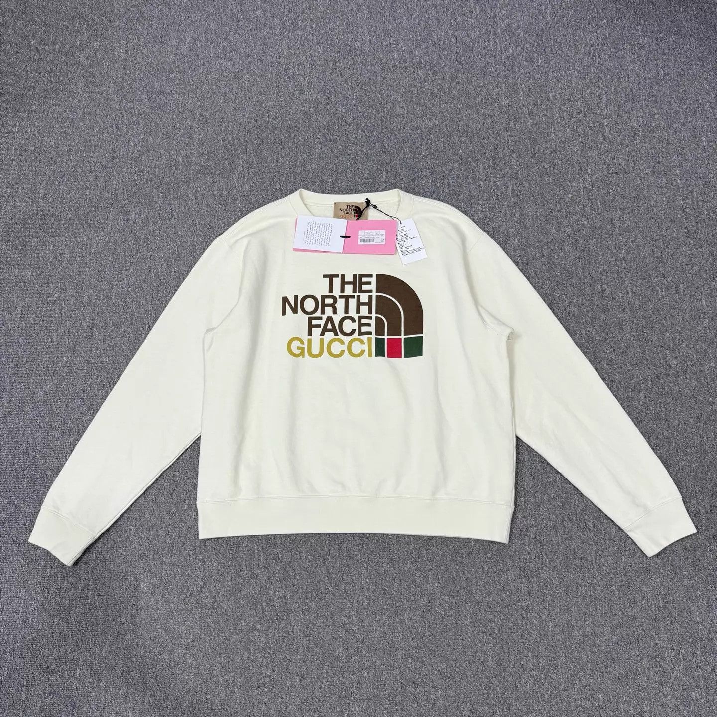 Gucci White Graphic Print Long Sleeve Sweatshirt Size US S / EU 44-46 / 1 - 1 Thumbnail