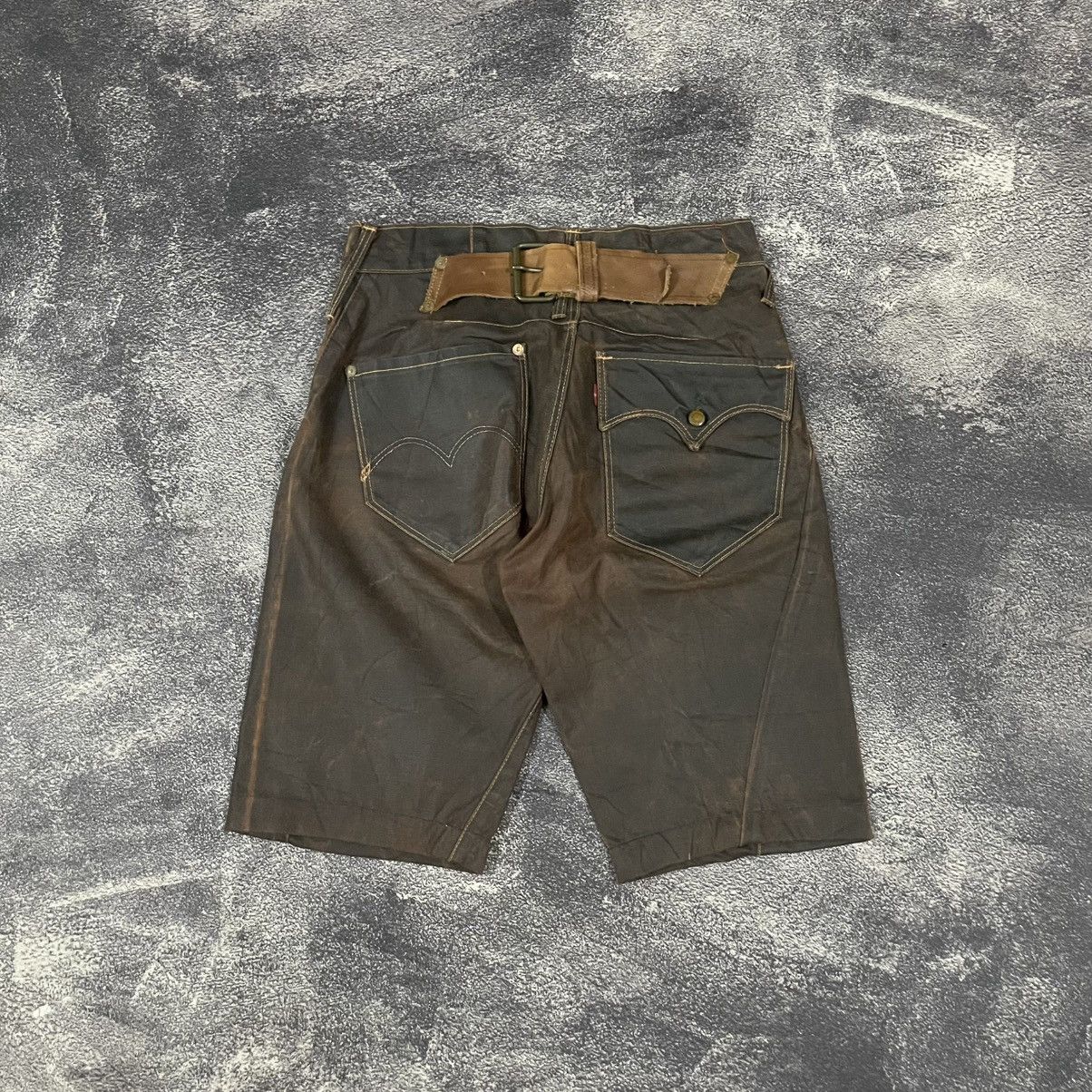 If Six Was Nine × Le Grande Bleu (L.G.B.) × Levi's 00's Levi's Red short jeans Size US 29 - 1 Thumbnail