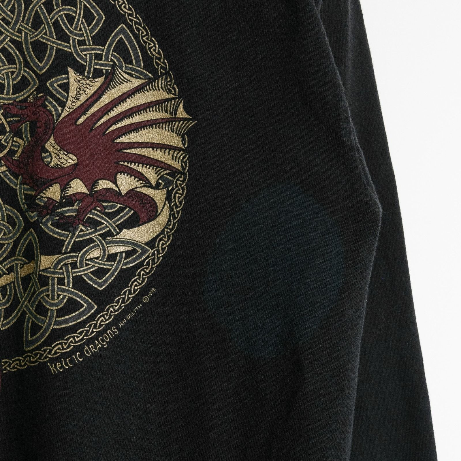 Vintage Vintage 90s Celtic Dragons Irish Art Drawing T Shirt Medium Size US M / EU 48-50 / 2 - 4 Thumbnail