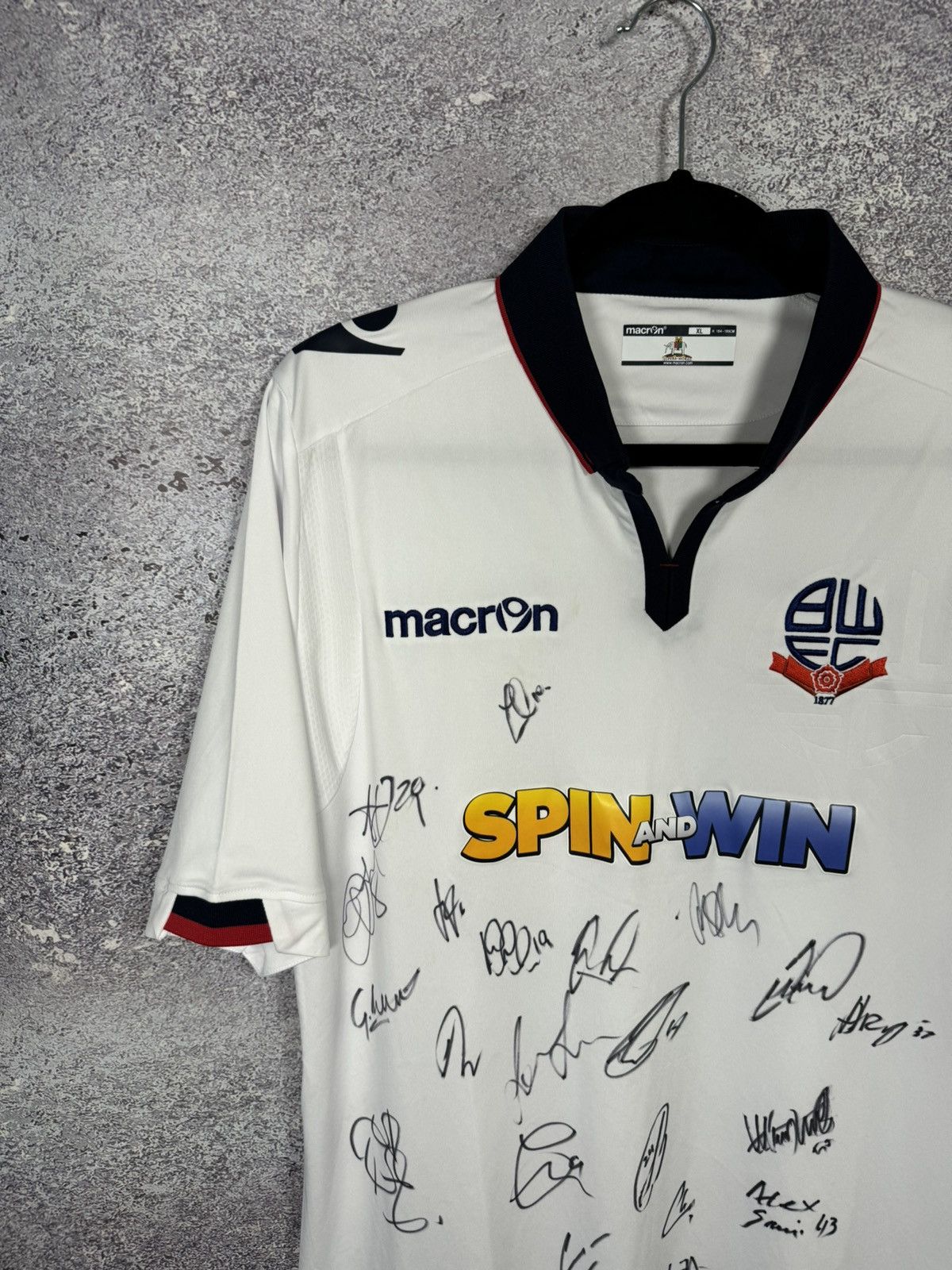 Macron × Vintage Vintage Bolton Wanderers 2016/17 Macron Soccer Jersey Size US XL / EU 56 / 4 - 3 Thumbnail