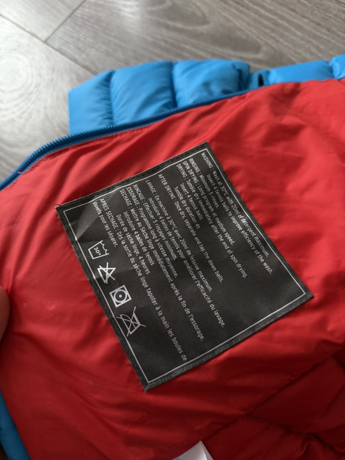 Salomon Salomon Pertex Microlight Eco Insulated Hood Jacket Size M / US 6-8 / IT 42-44 - 17 Thumbnail