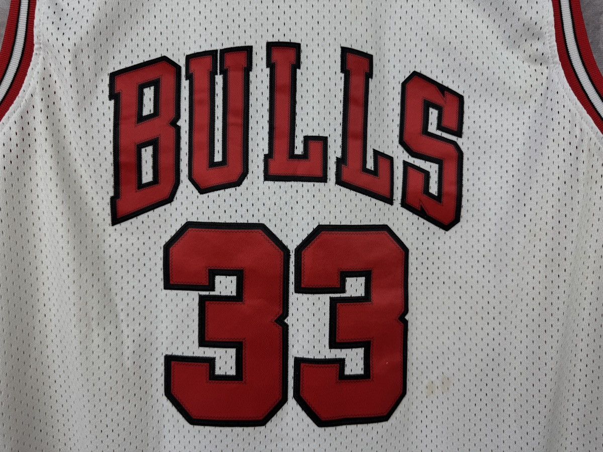 Adidas Adidas NBA Bulls Scottie Pippen #33 Jersey XL Vintage Size US XL / EU 56 / 4 - 8 Thumbnail