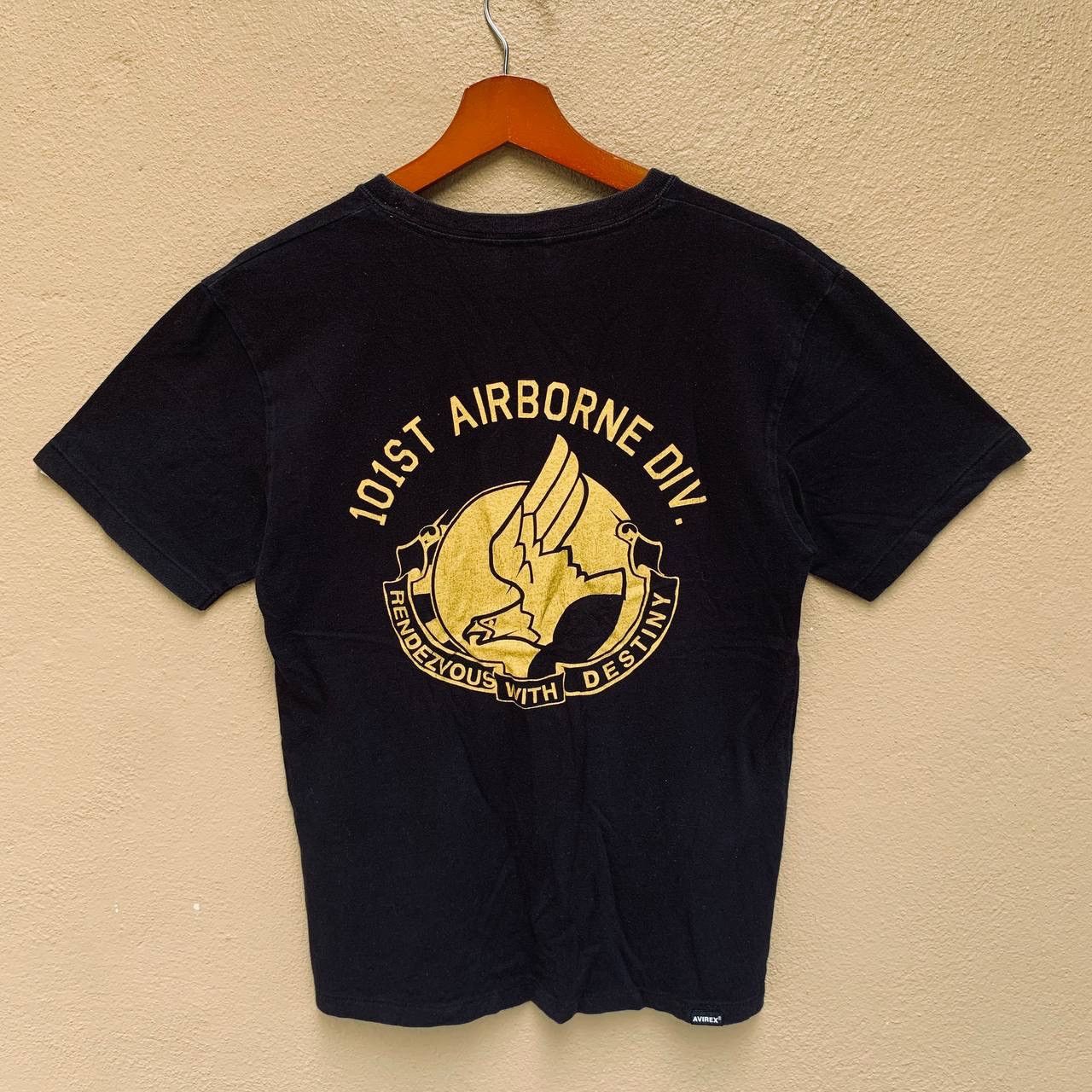 Avirex Rare Avirex 101st Airborne Division Backhit Tees Size US XS / EU 42 / 0 - 2 Thumbnail