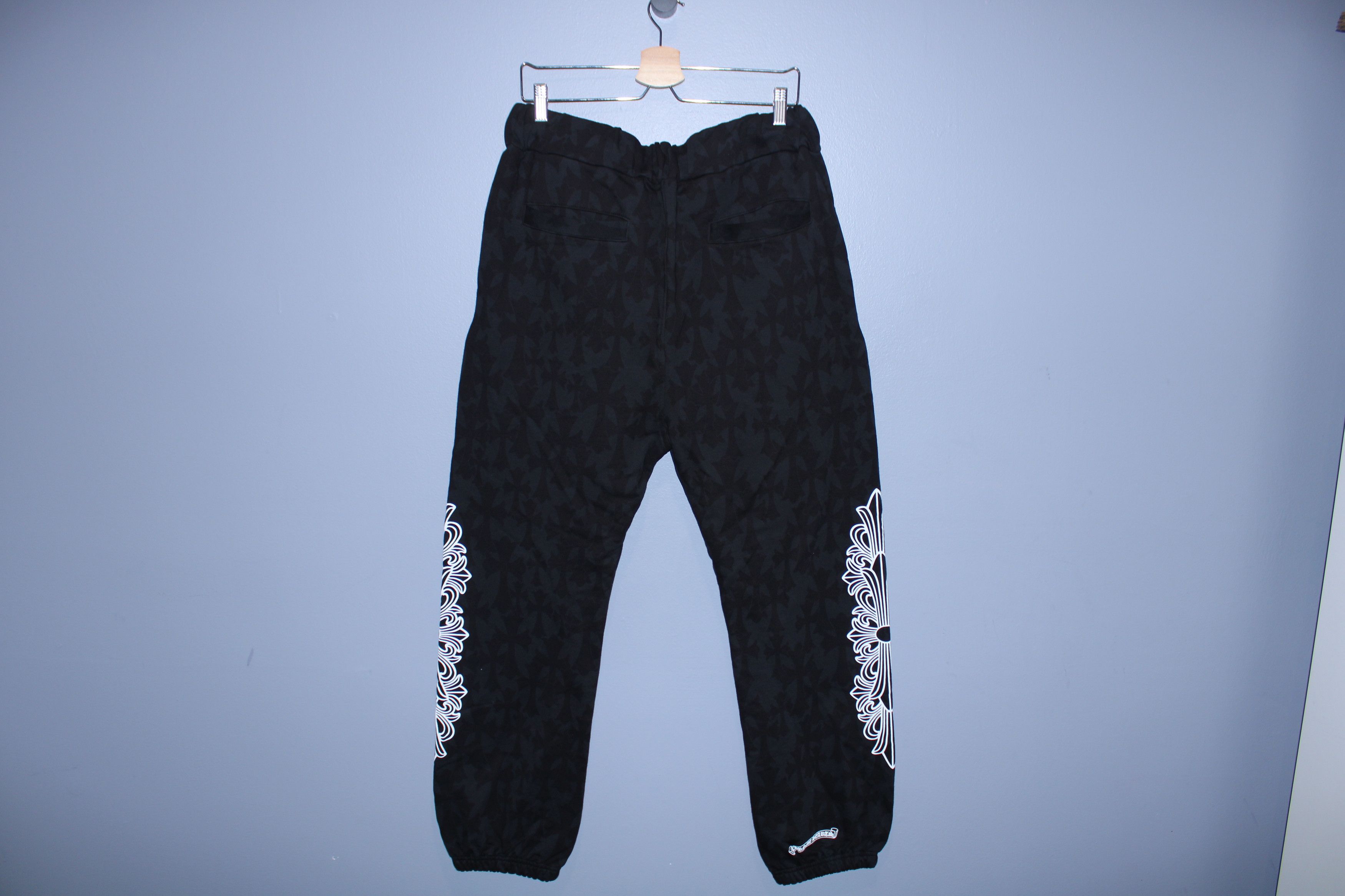 Chrome Hearts Chrome Hearts Cemetery Horseshoe Logo Sweatpants Size US 34 / EU 50 - 2 Thumbnail