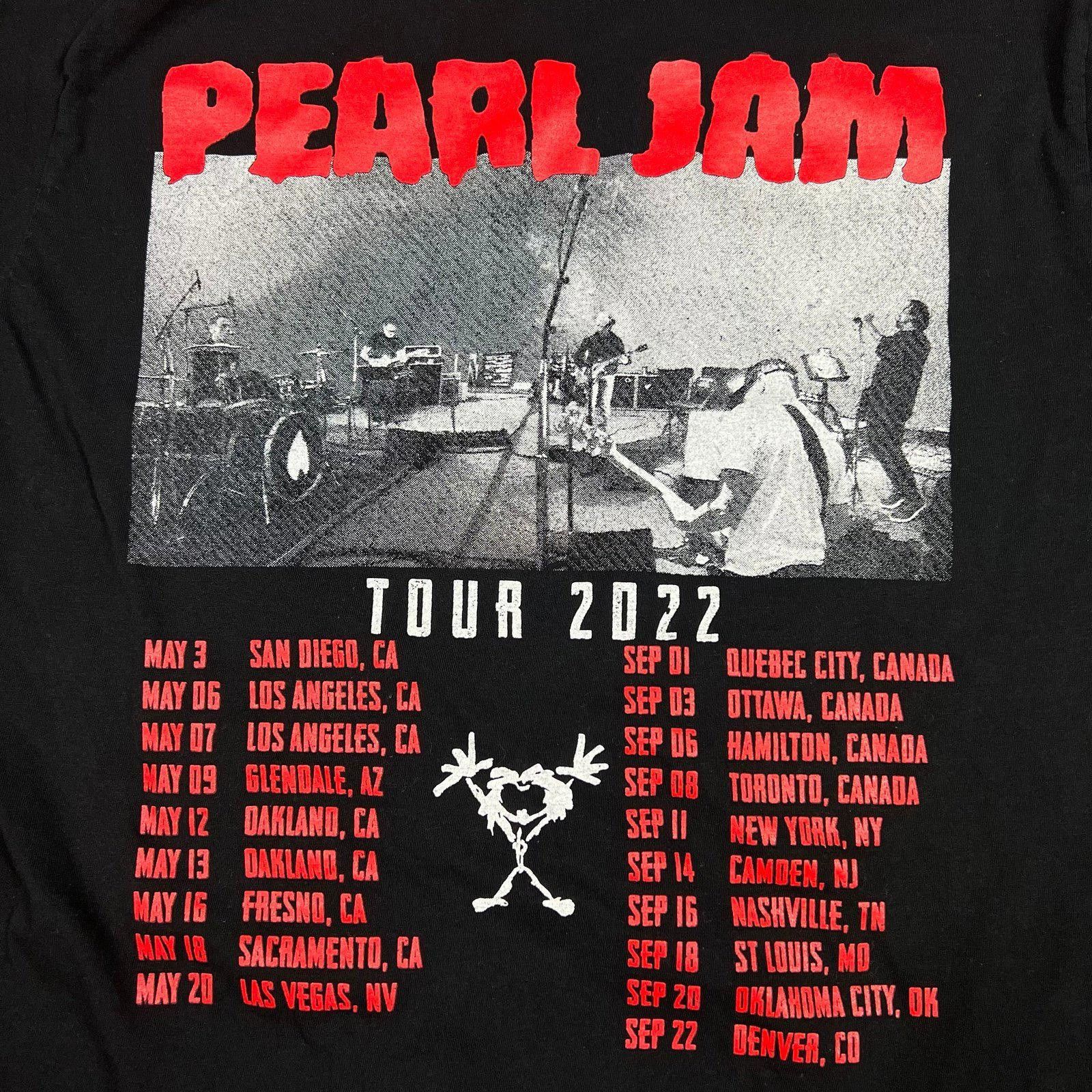 Gildan Pearl Jam 2022 US Tour Official T-Shirt Size Medium Size US M / EU 48-50 / 2 - 7 Thumbnail