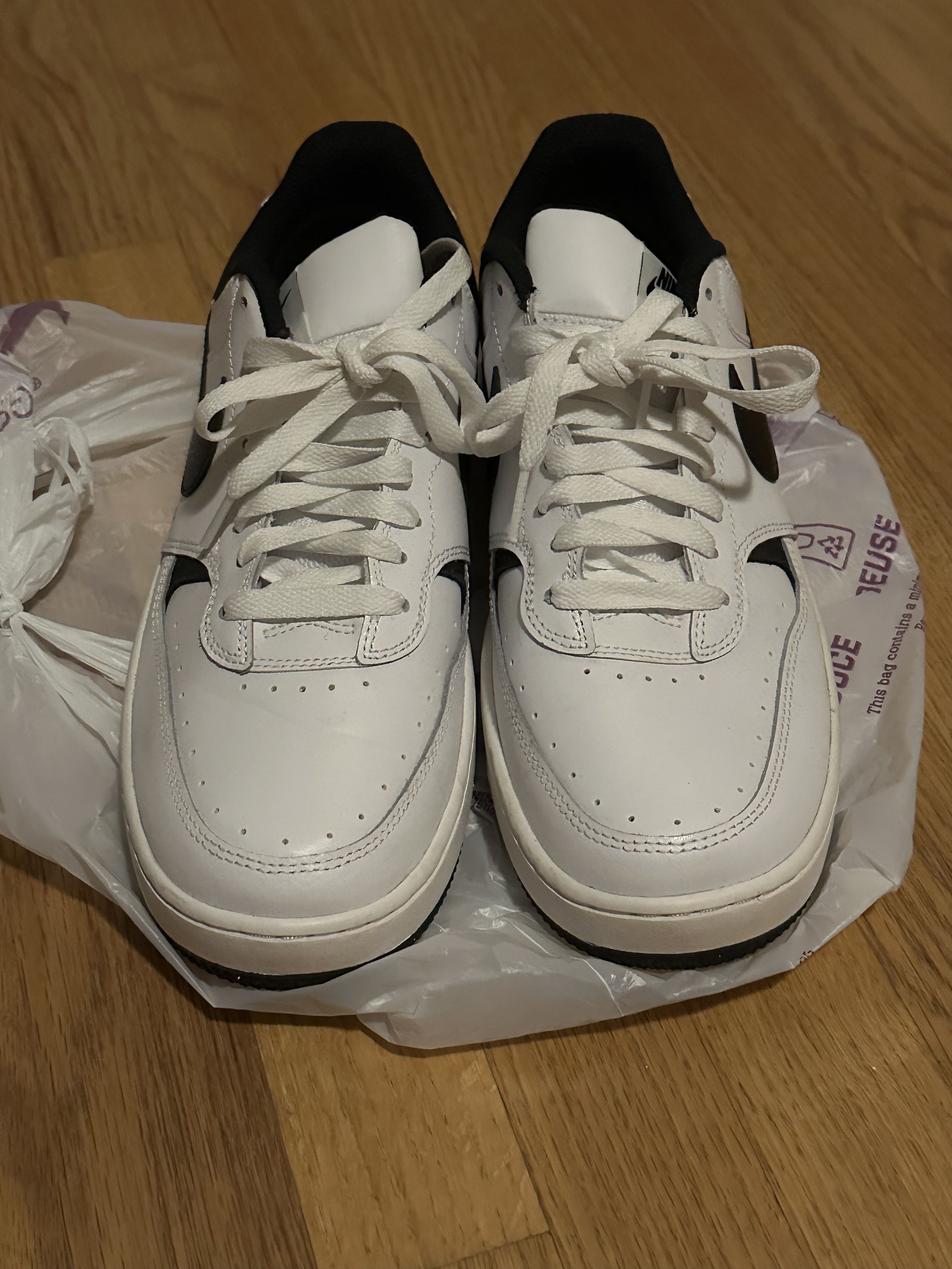 Nike Nike Gamma Force White/Black Women's Size 11 - DX9176-100 Size US 9.5 / IT 39.5 - 6 Thumbnail