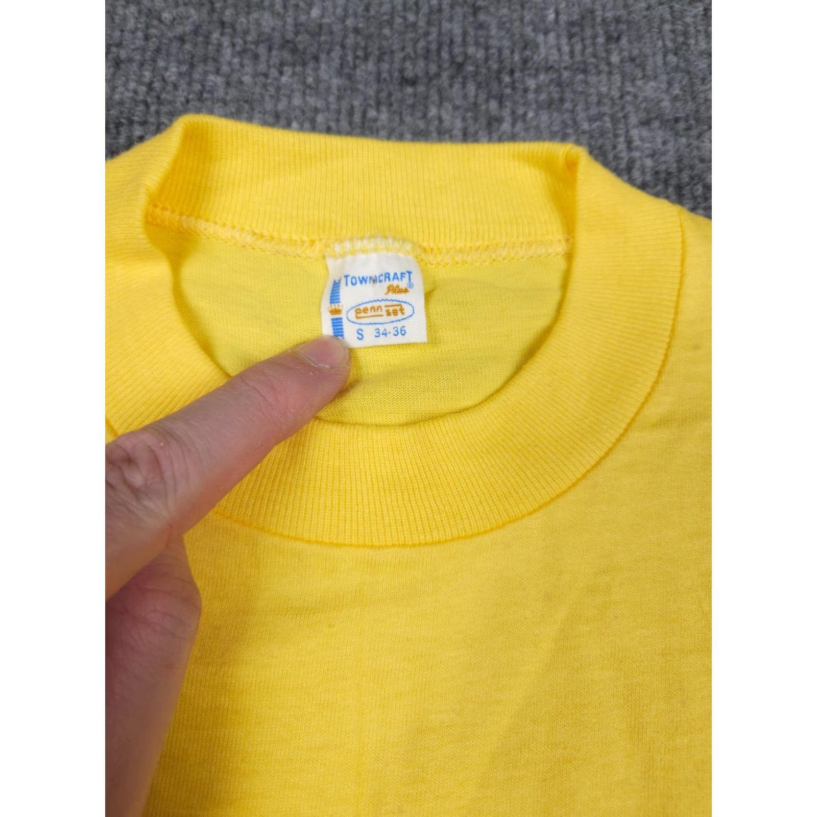 Penn VINTAGE Towncraft T-Shirt Pocket Tee Yellow Small Mens USA Pockets VTG Regular Crew Neck Short Sleeve Cotton Knit Brand Towncraft Shirt Size US S / EU 44-46 / 1 - 4 Thumbnail