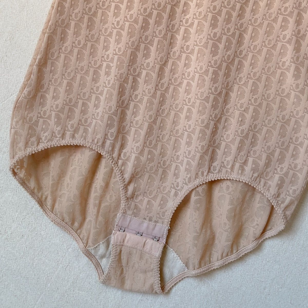 Dior Christian Dior 1990s Monogram Mesh Bodysuit (34B/32C/XXS–XS) Size XS / US 0-2 / IT 36-38 - 12 Thumbnail