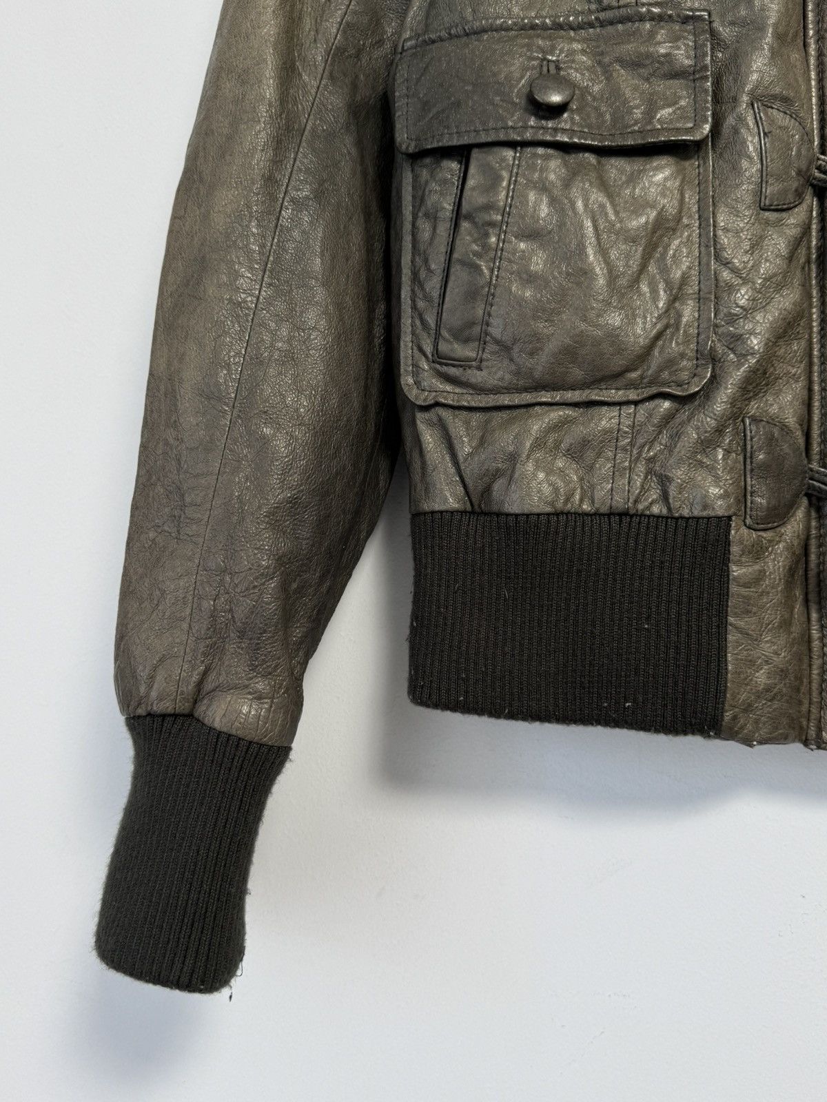 Levi's Levi’s Vintage Leather Jacket Y2K style hype women’s Size M / US 6-8 / IT 42-44 - 5 Thumbnail